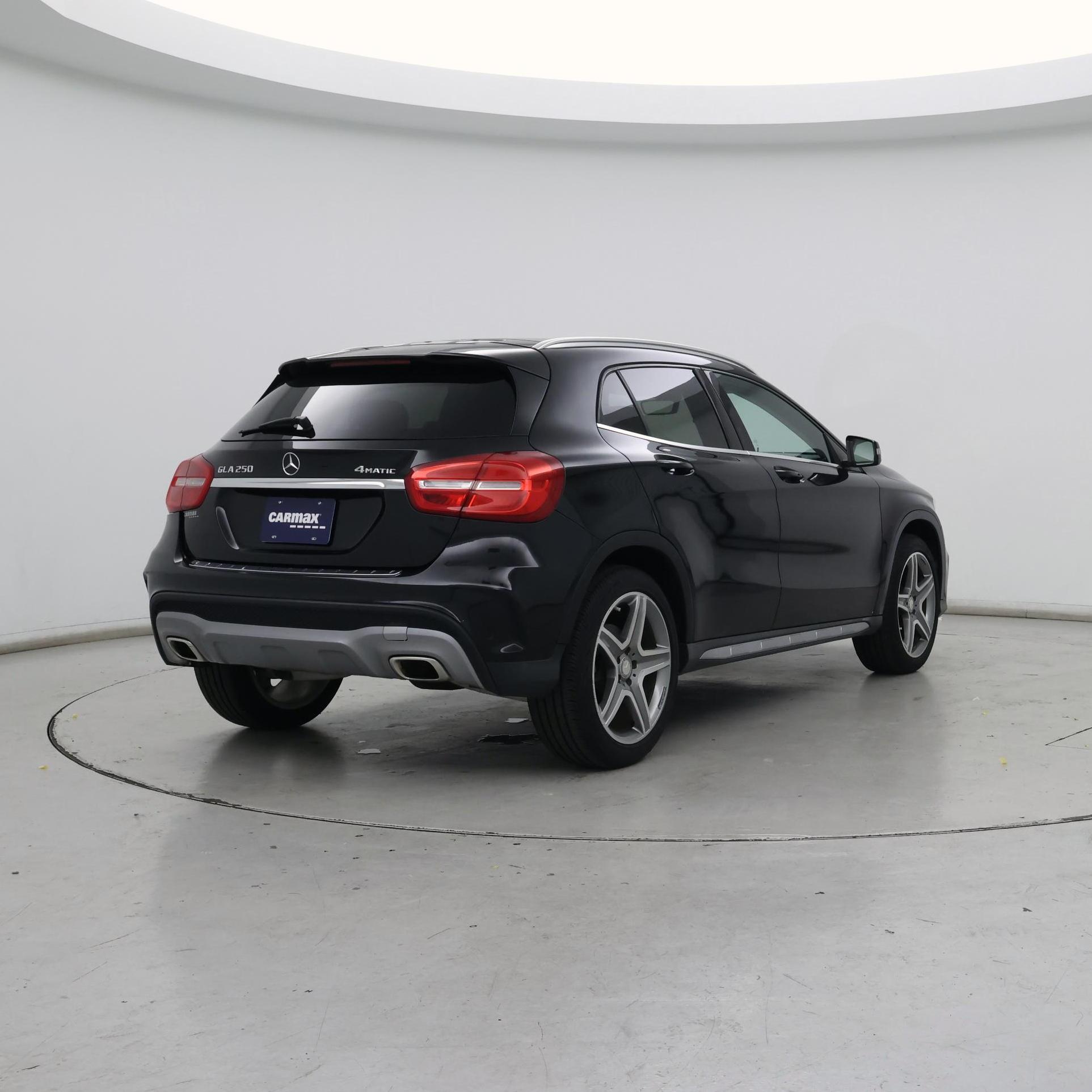 Thumbnail: 2015 Mercedes-Benz GLA - 8