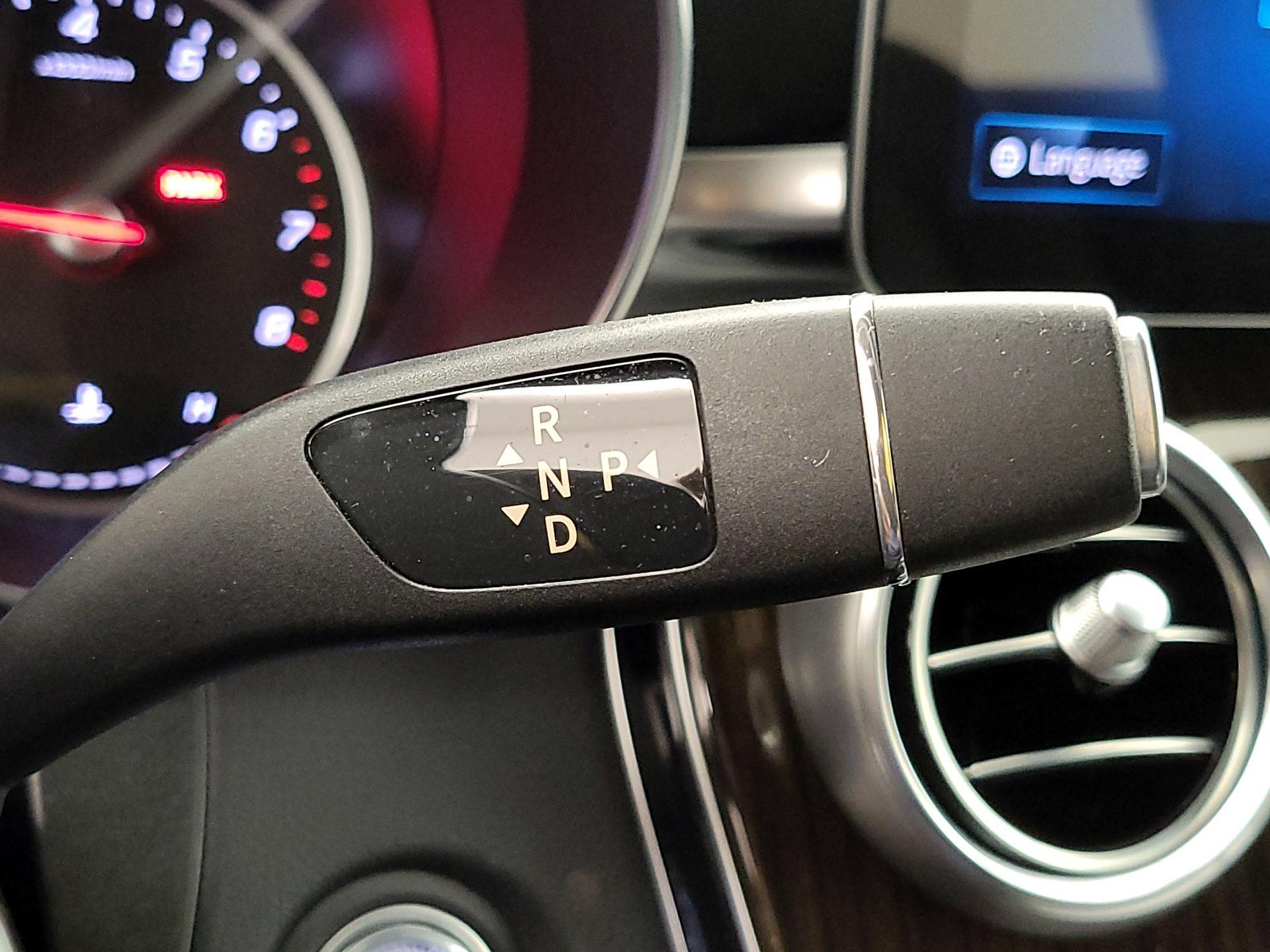 Thumbnail: 2020 Mercedes-Benz GLC - 17