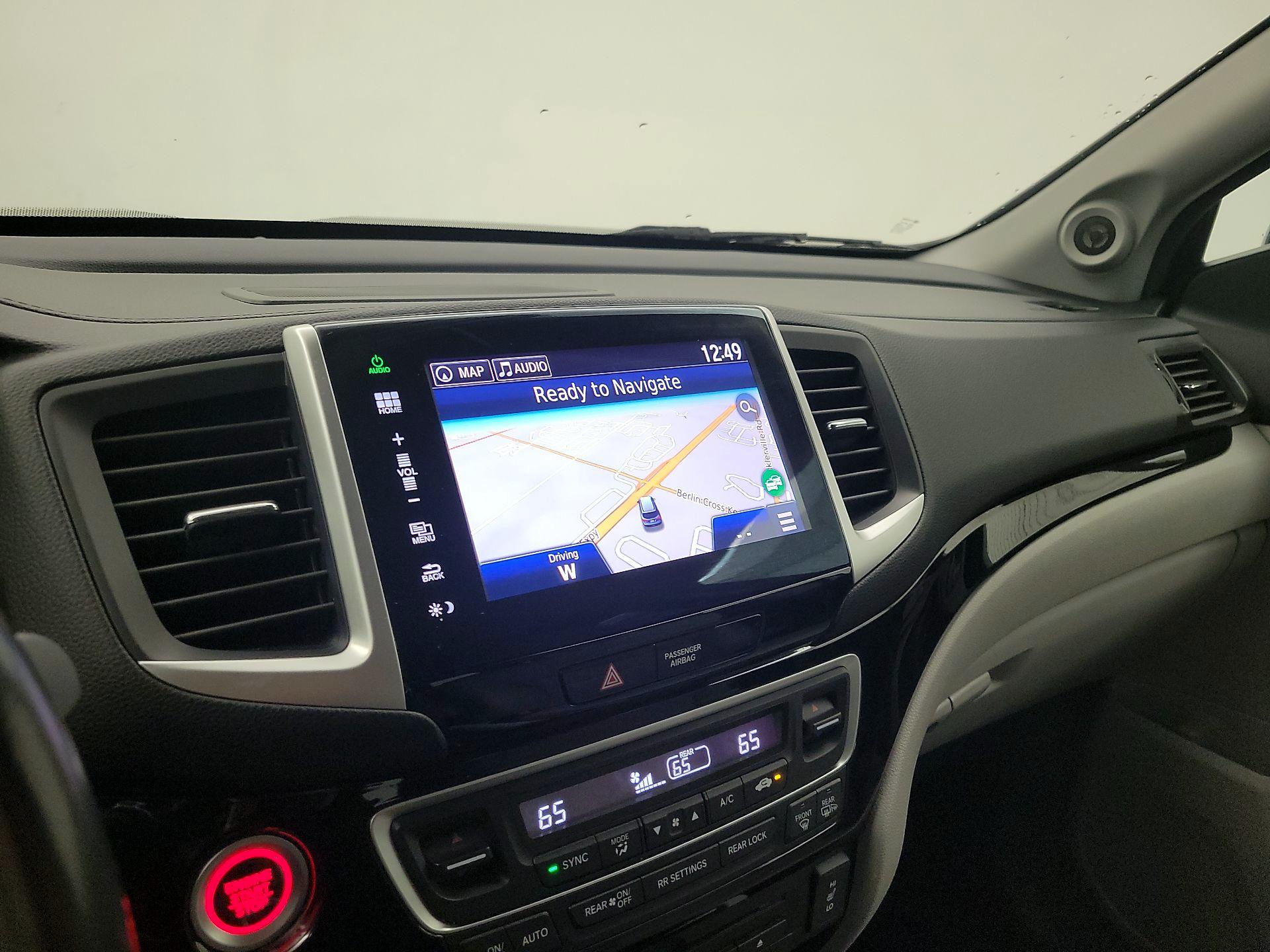 Thumbnail: 2016 Honda Pilot - 14