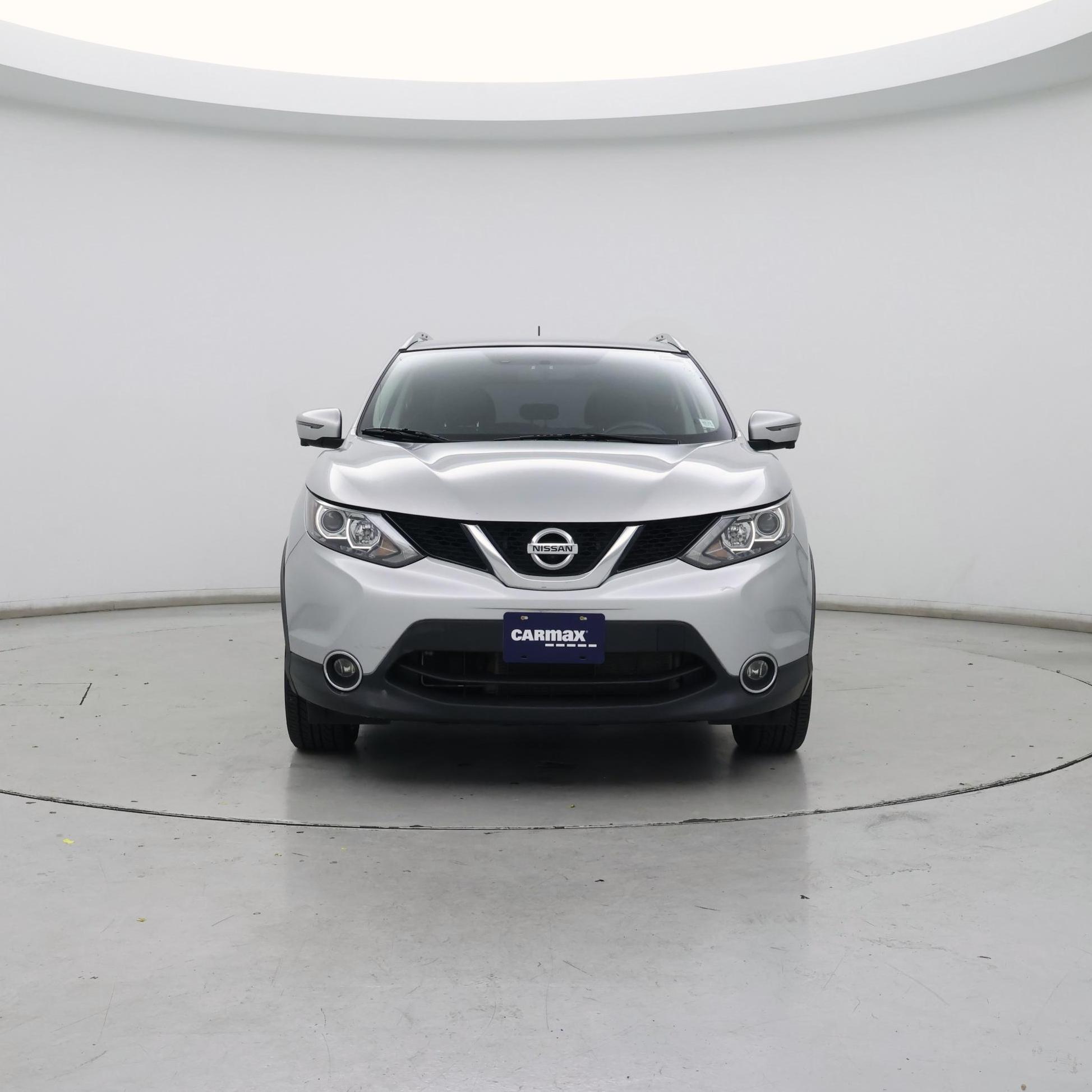 Thumbnail: 2017 Nissan Rogue Sport - 5