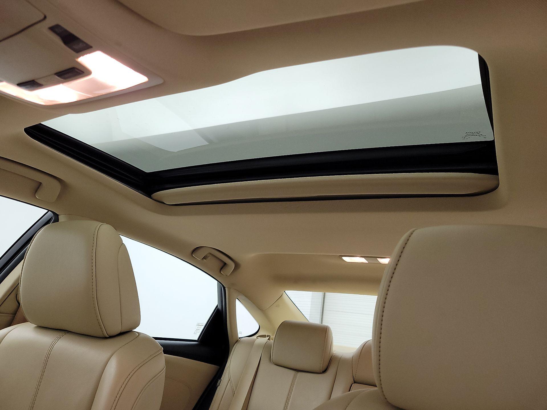 Thumbnail: 2015 Toyota Avalon - 20