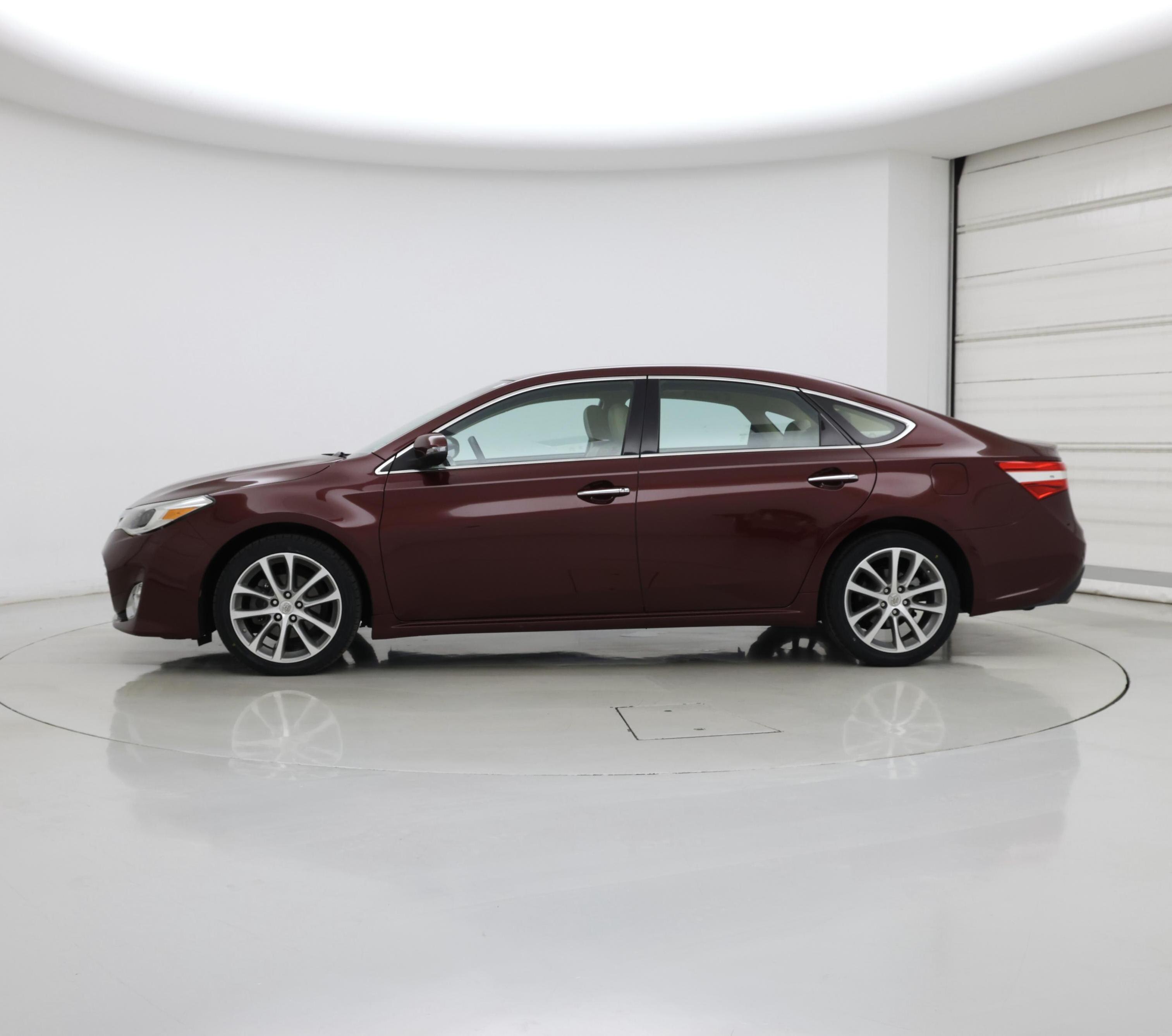 Thumbnail: 2015 Toyota Avalon - 3