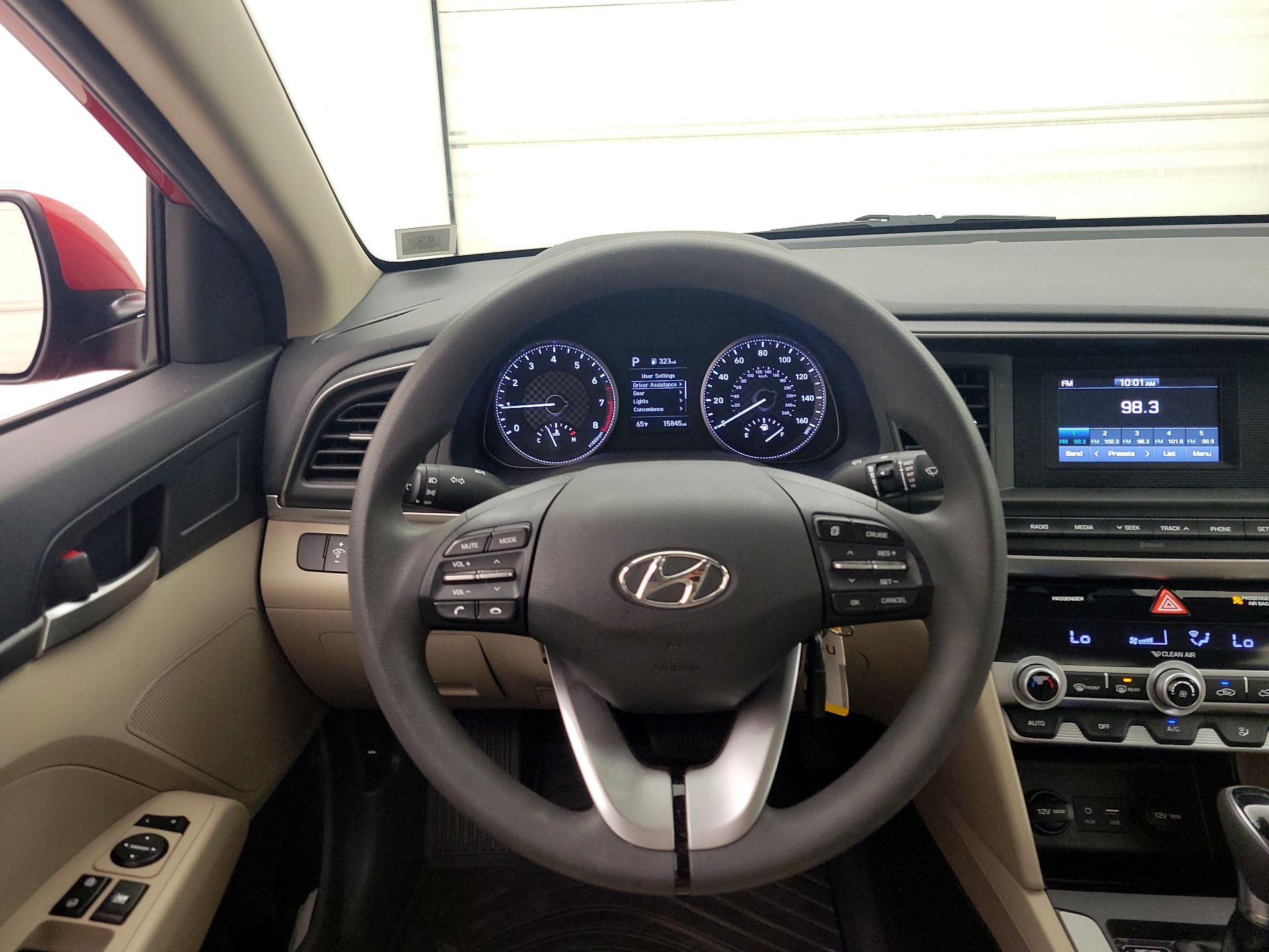 Thumbnail: 2020 Hyundai Elantra - 10