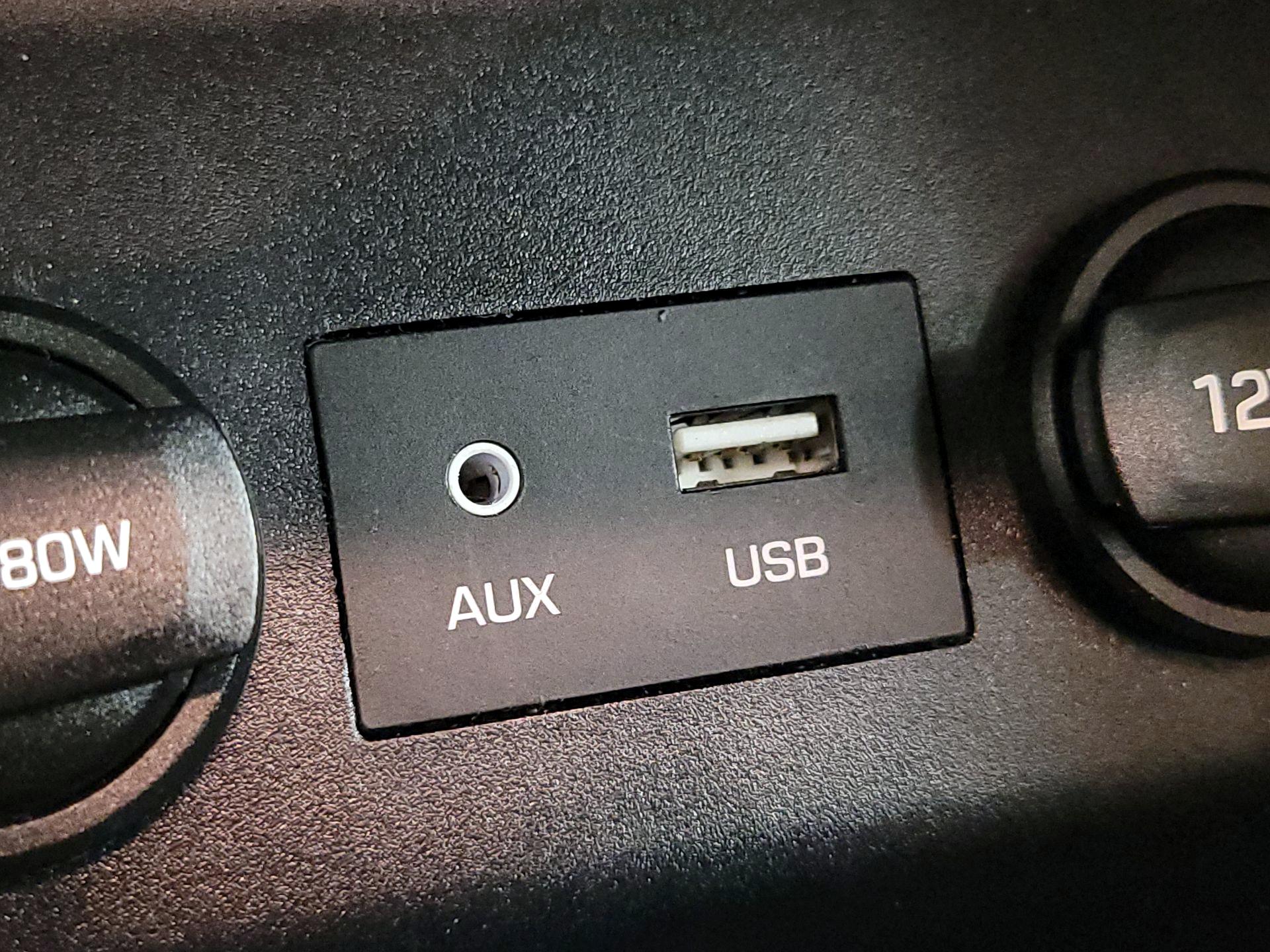 Thumbnail: 2020 Hyundai Elantra - 18