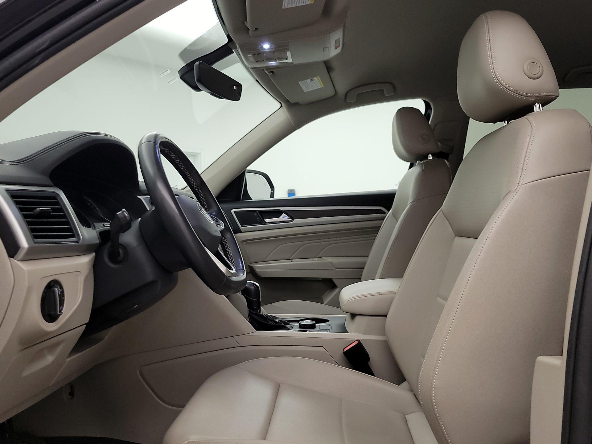 Thumbnail: 2021 Volkswagen Atlas - 11