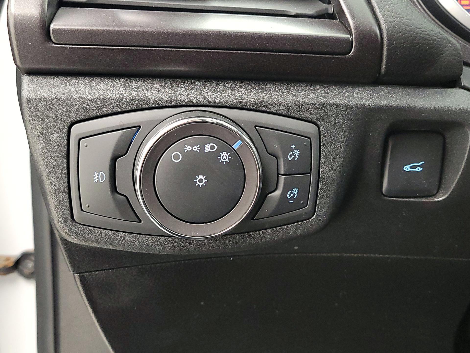 Thumbnail: 2019 Ford Fusion - 13