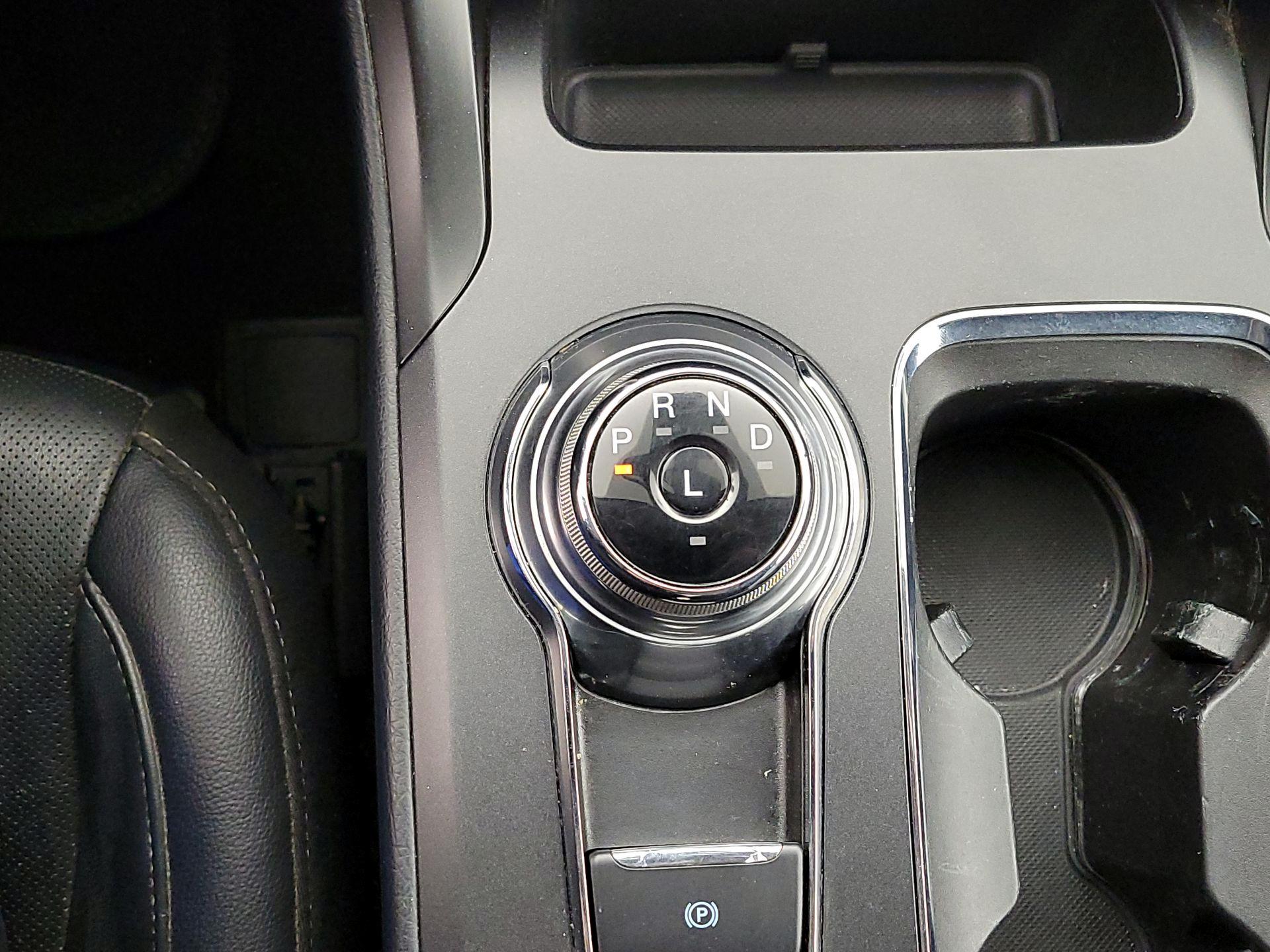 Thumbnail: 2019 Ford Fusion - 18