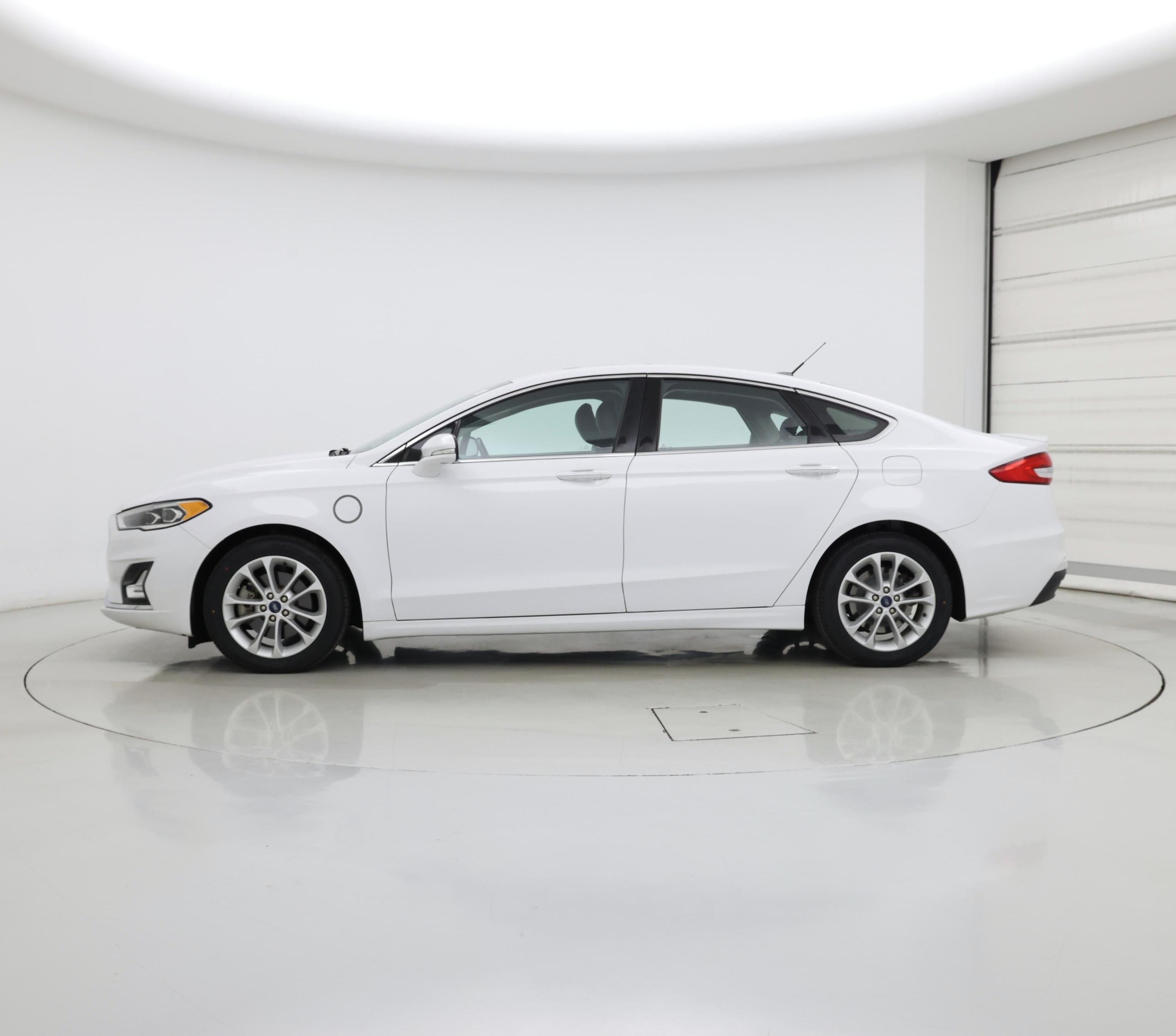 Thumbnail: 2019 Ford Fusion - 3