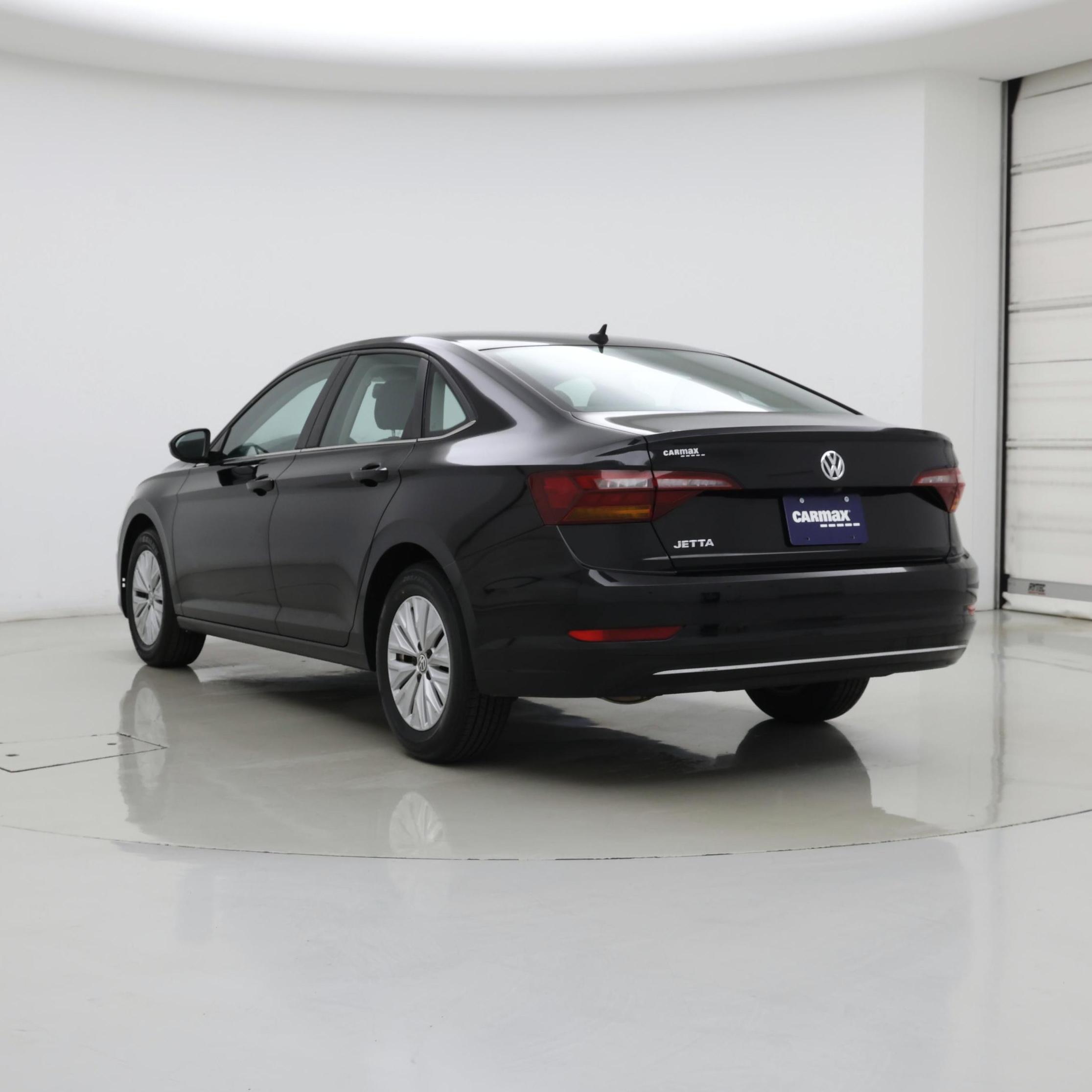 Thumbnail: 2019 Volkswagen Jetta - 2