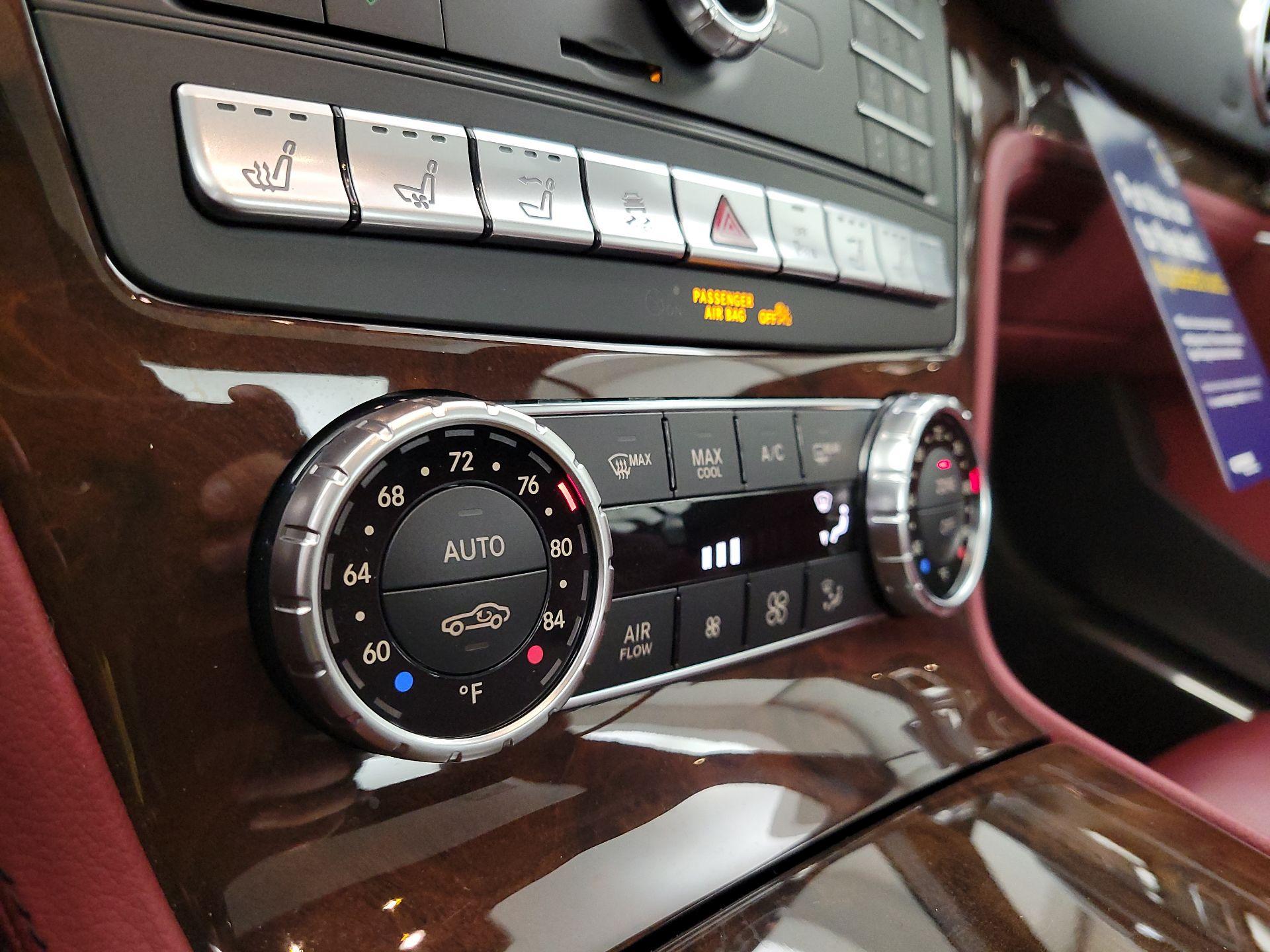 Thumbnail: 2019 Mercedes-Benz SL-Class - 17