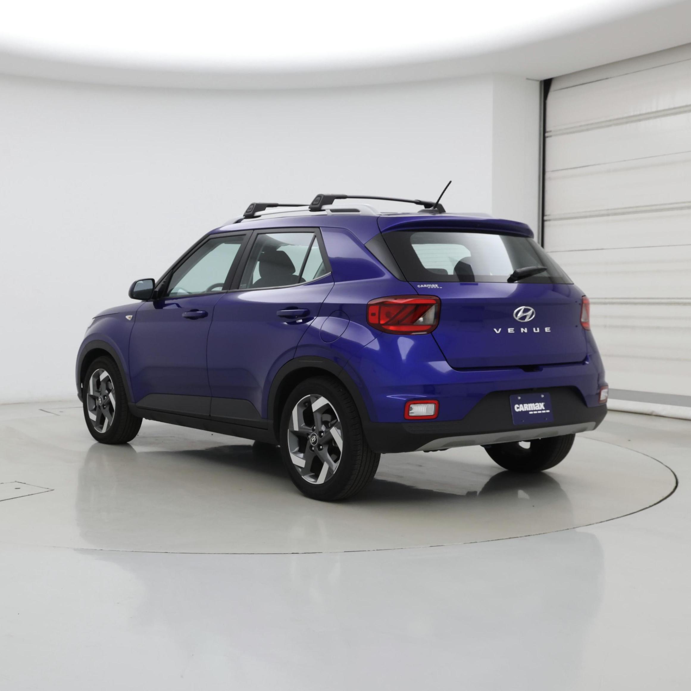 Thumbnail: 2023 Hyundai Venue - 2