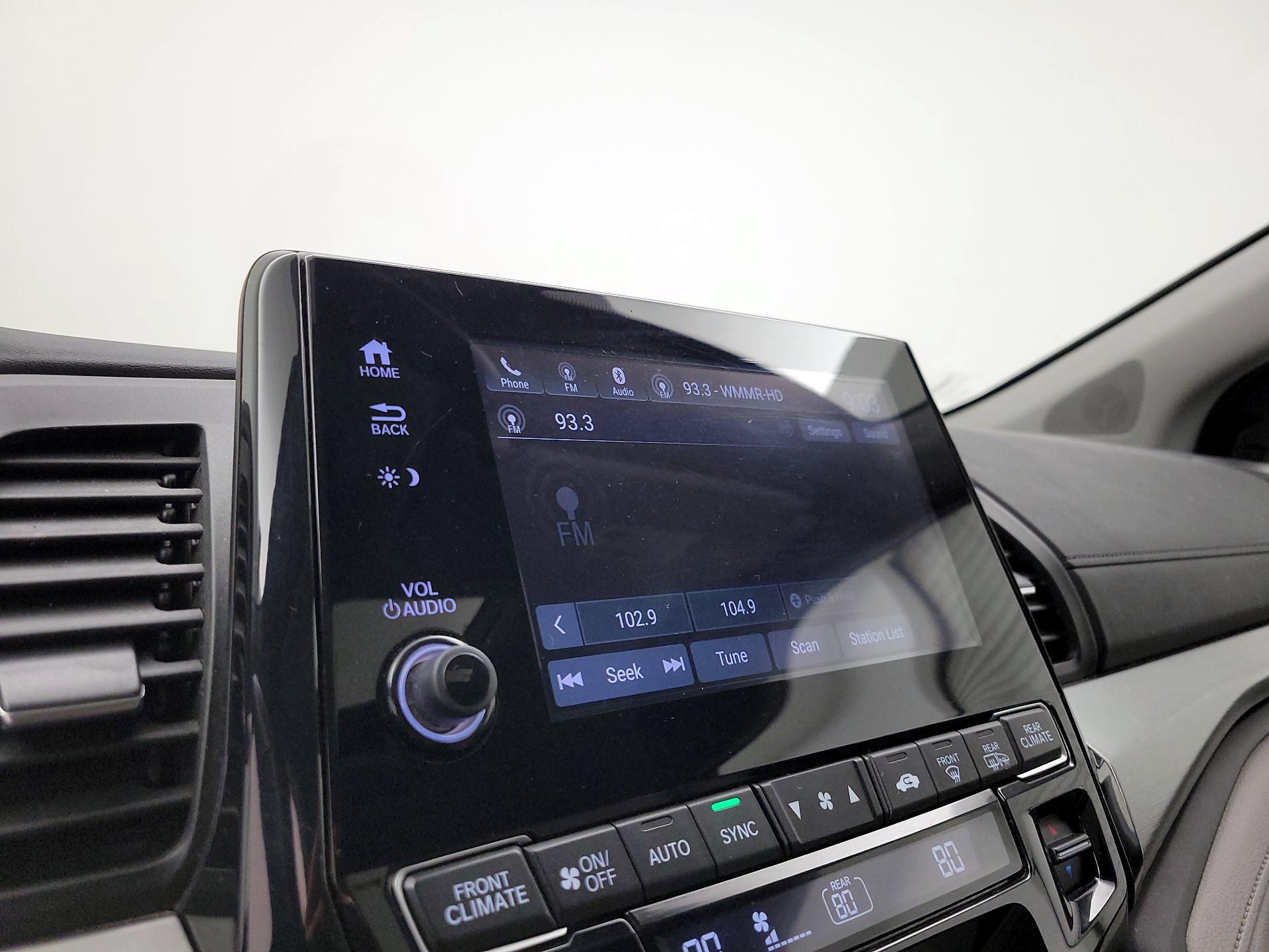 Thumbnail: 2018 Honda Odyssey - 15