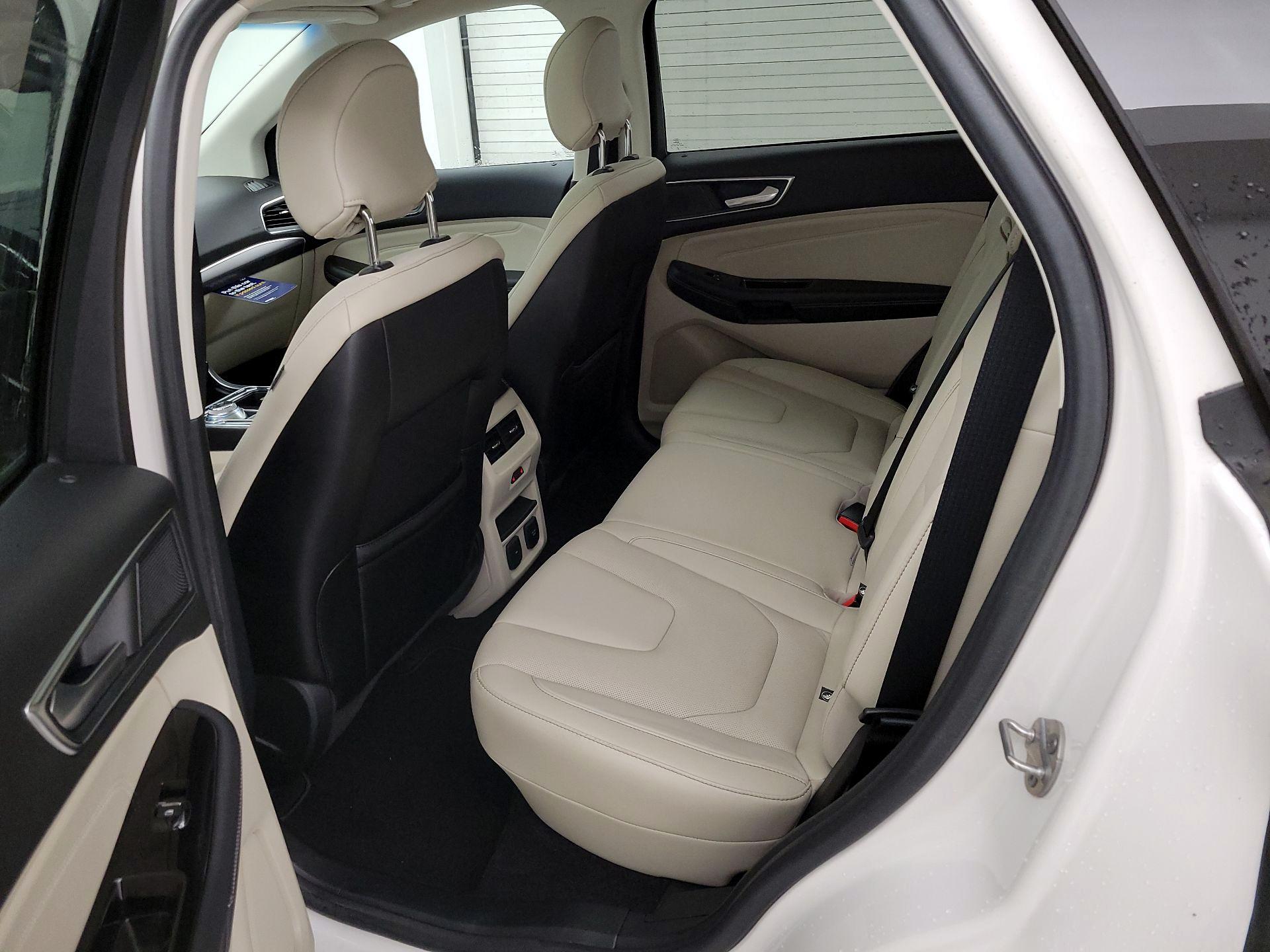 Thumbnail: 2019 Ford Edge - 20