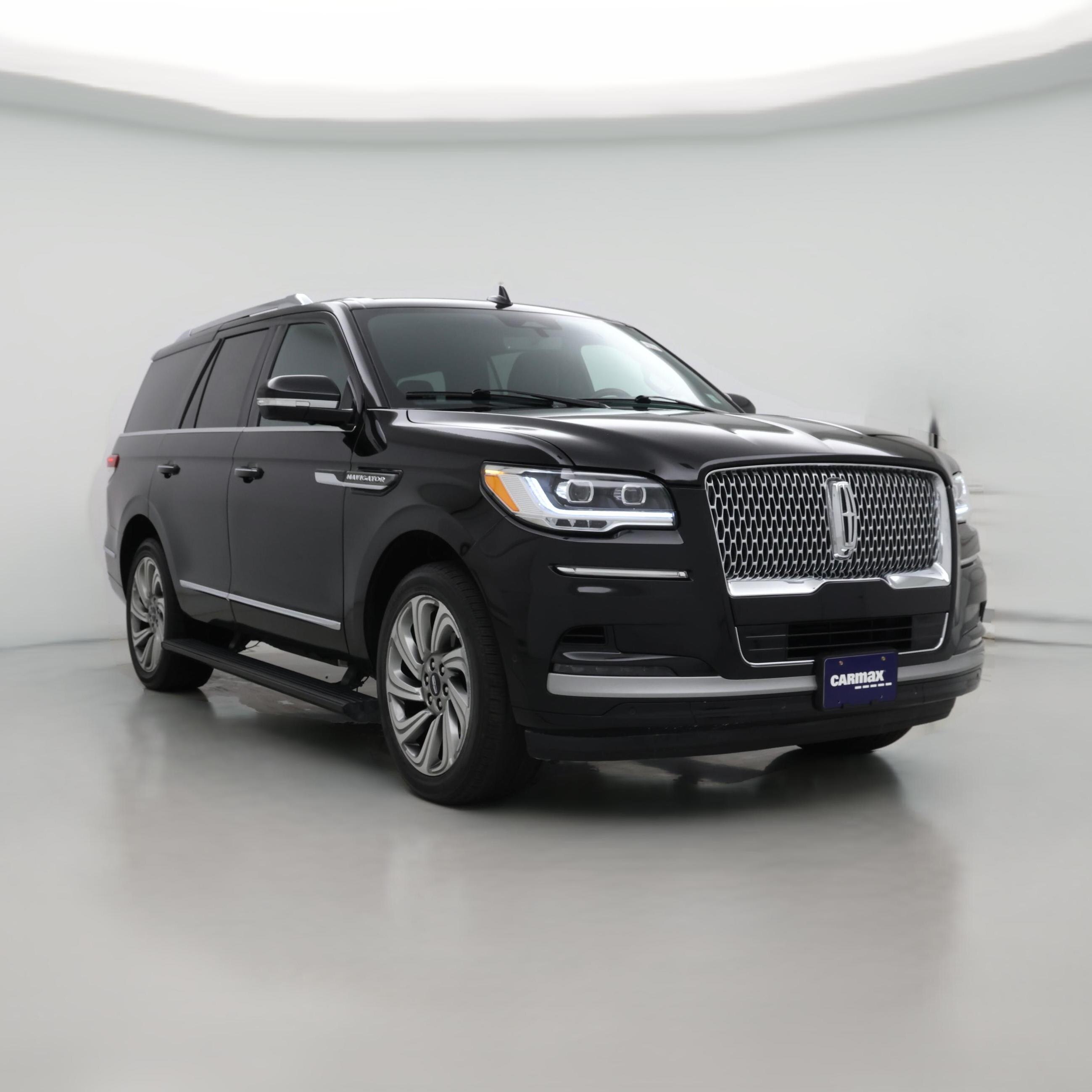 Thumbnail: 2022 Lincoln Navigator - 1