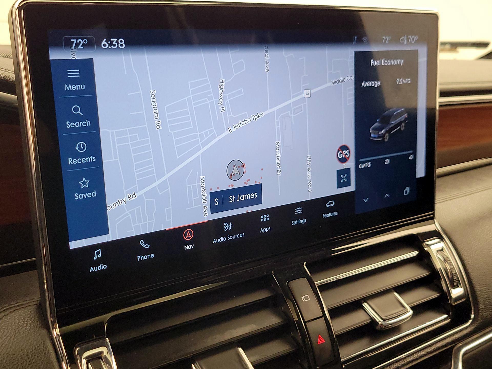 Thumbnail: 2022 Lincoln Navigator - 14