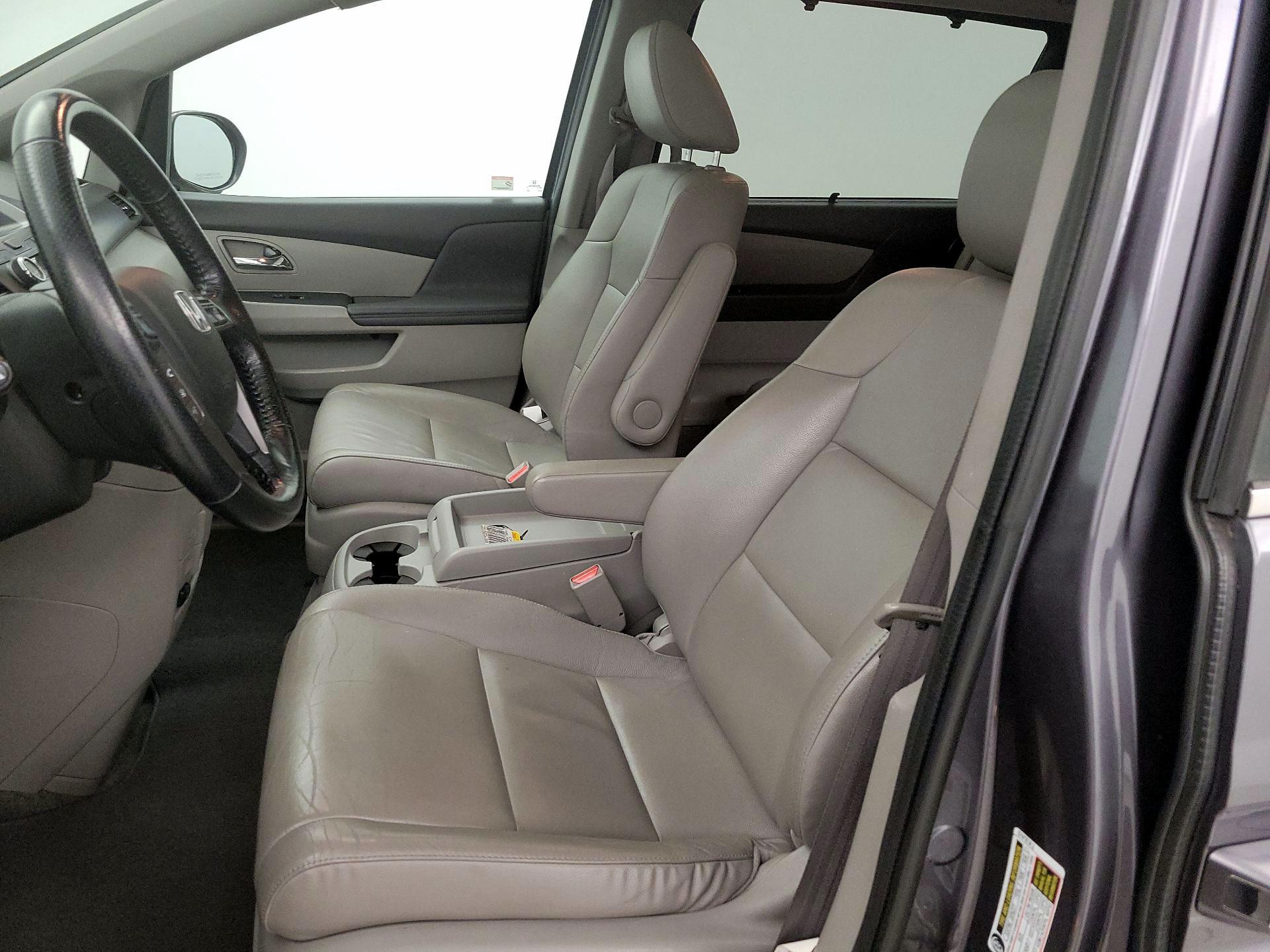 Thumbnail: 2015 Honda Odyssey - 11