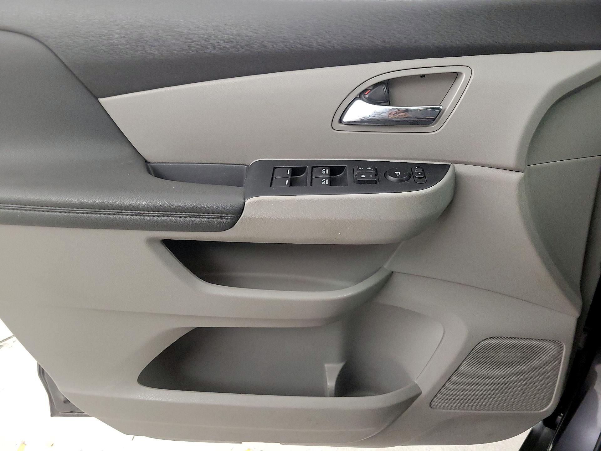 Thumbnail: 2015 Honda Odyssey - 12