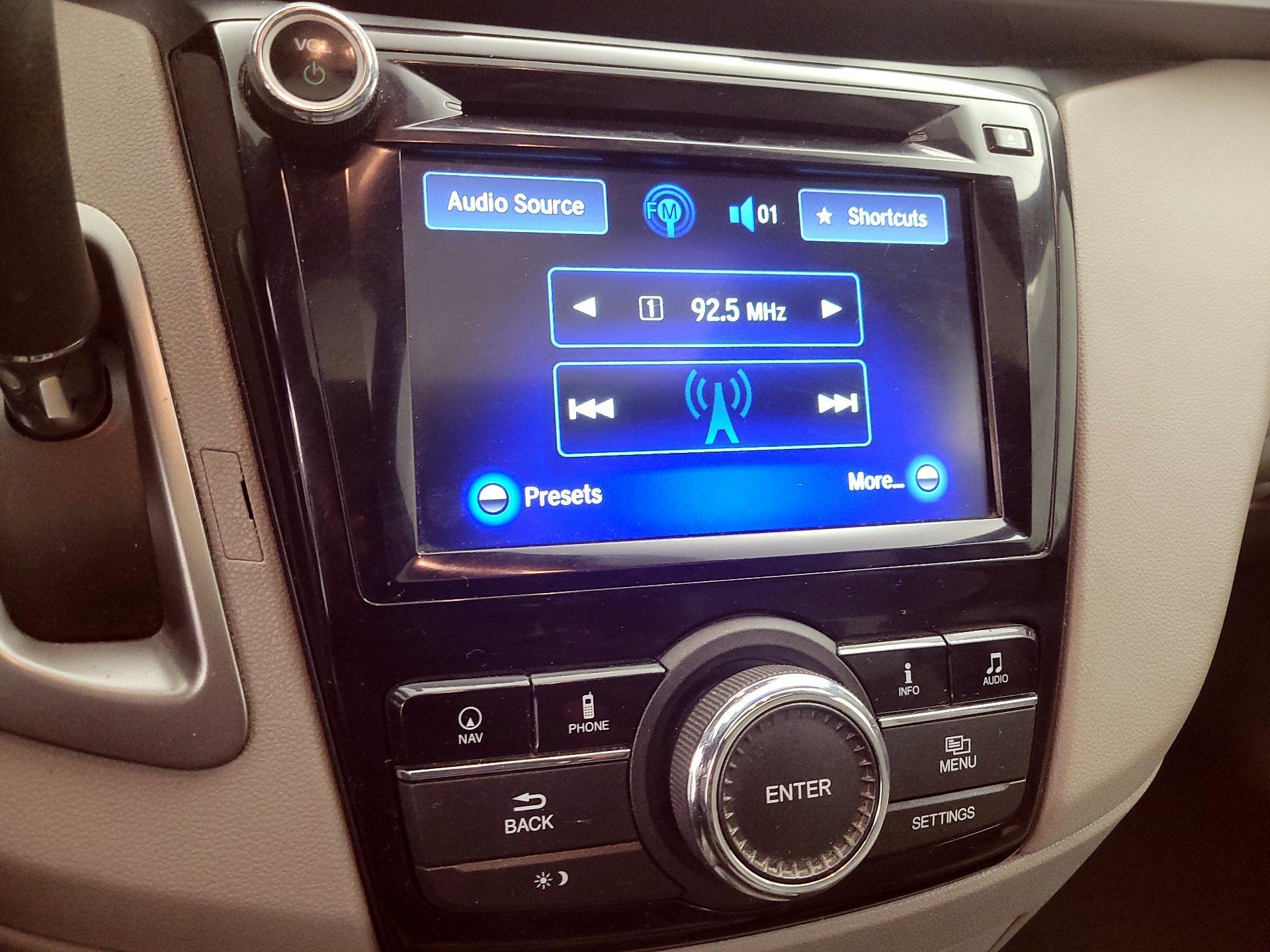 Thumbnail: 2015 Honda Odyssey - 15