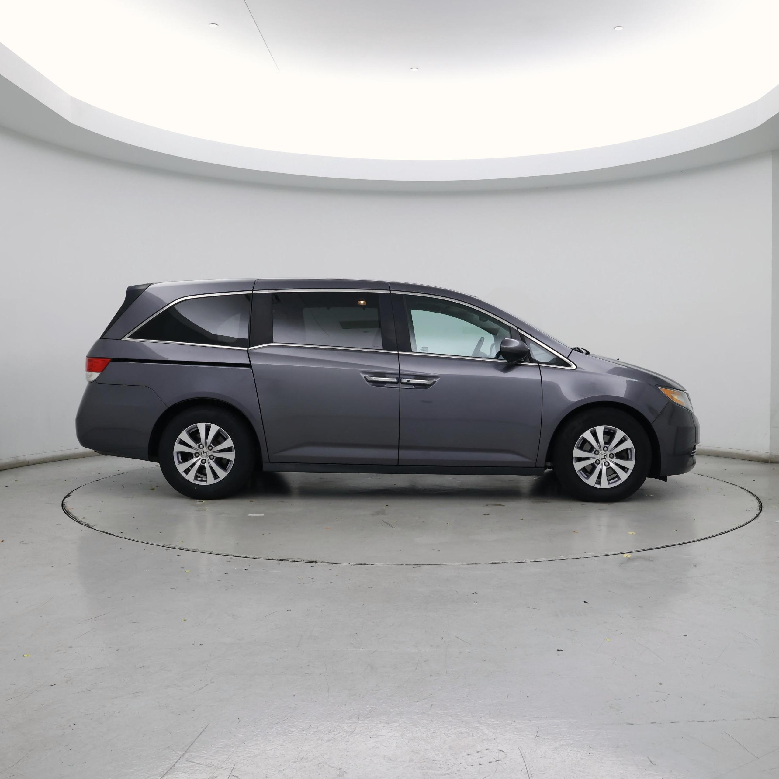 Thumbnail: 2015 Honda Odyssey - 7