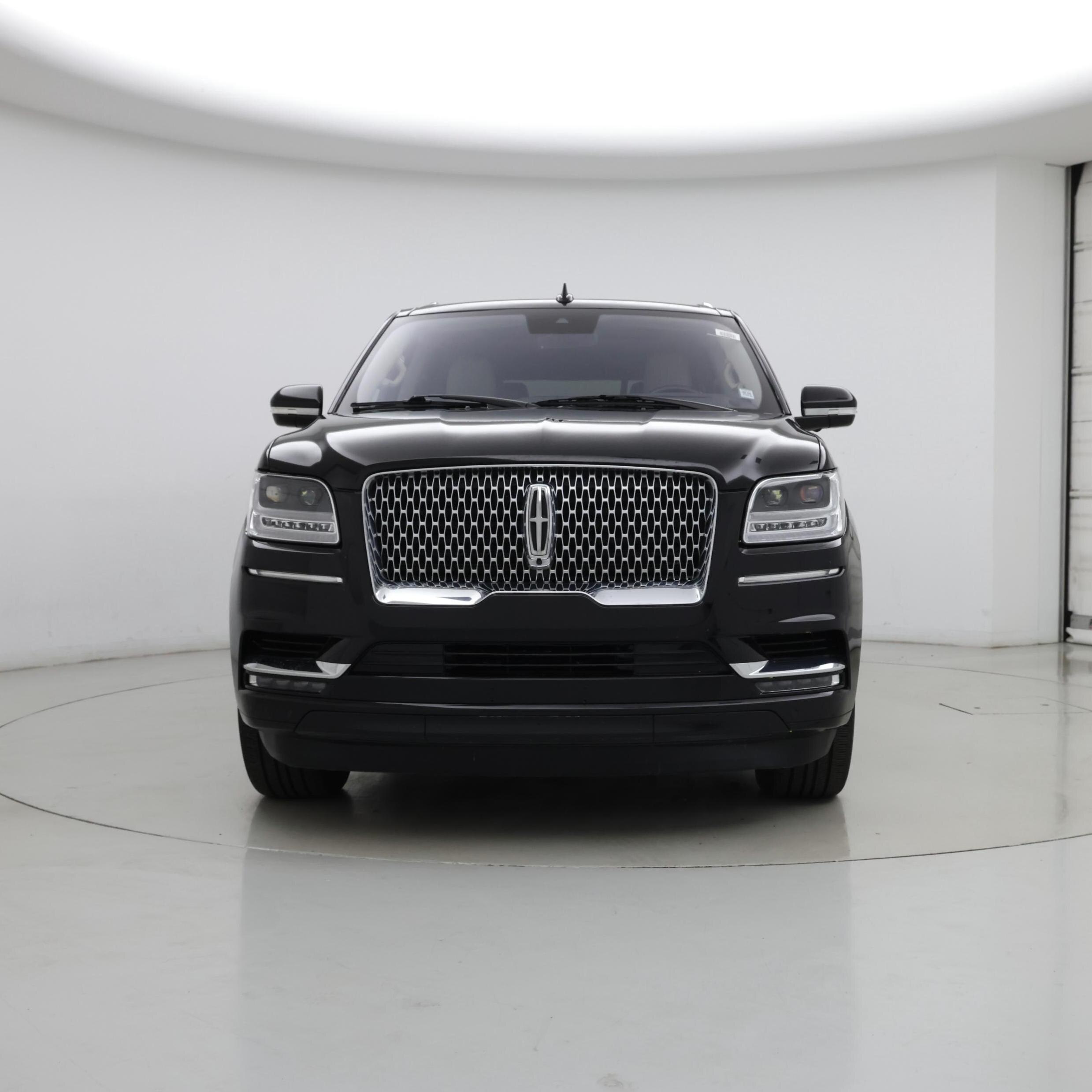 Thumbnail: 2020 Lincoln Navigator - 5