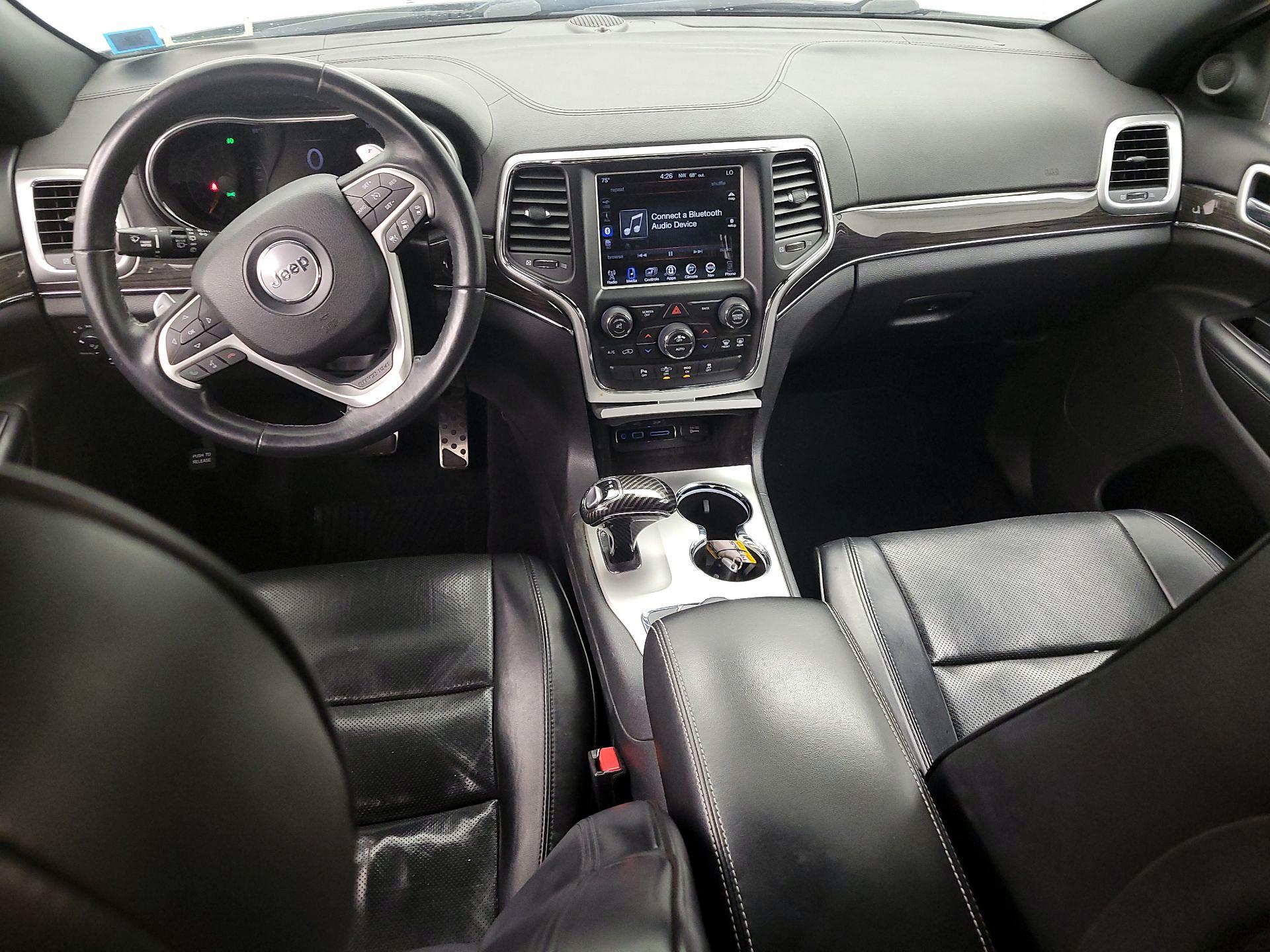 Thumbnail: 2015 Jeep Grand Cherokee - 9