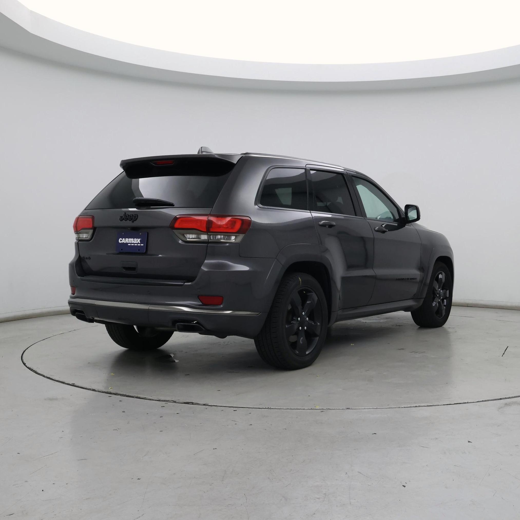 Thumbnail: 2015 Jeep Grand Cherokee - 8