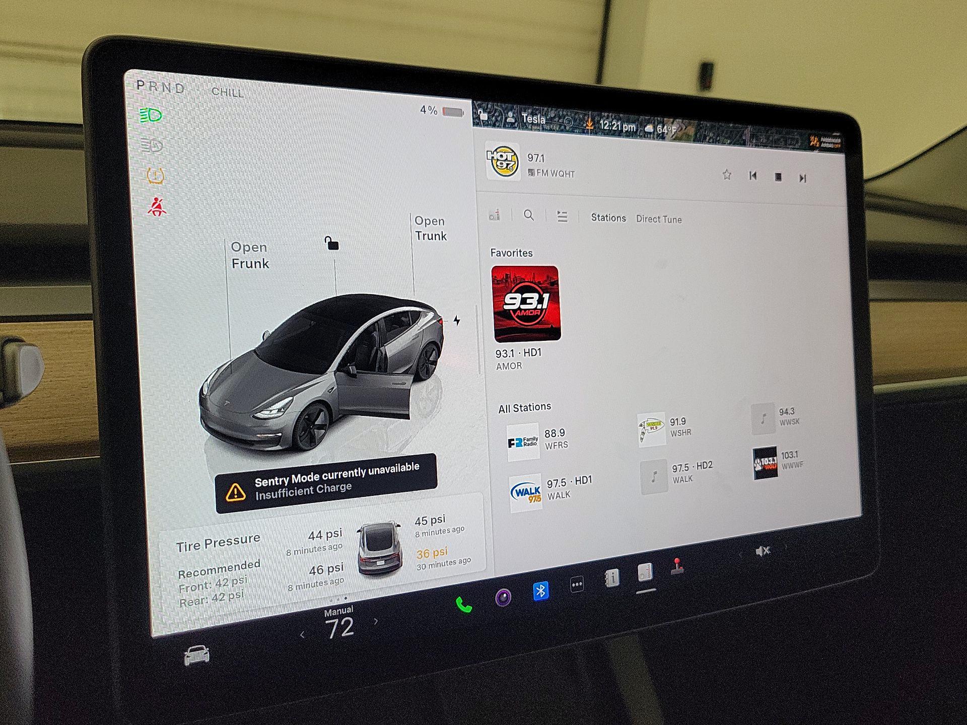 Thumbnail: 2023 Tesla Model 3 - 15