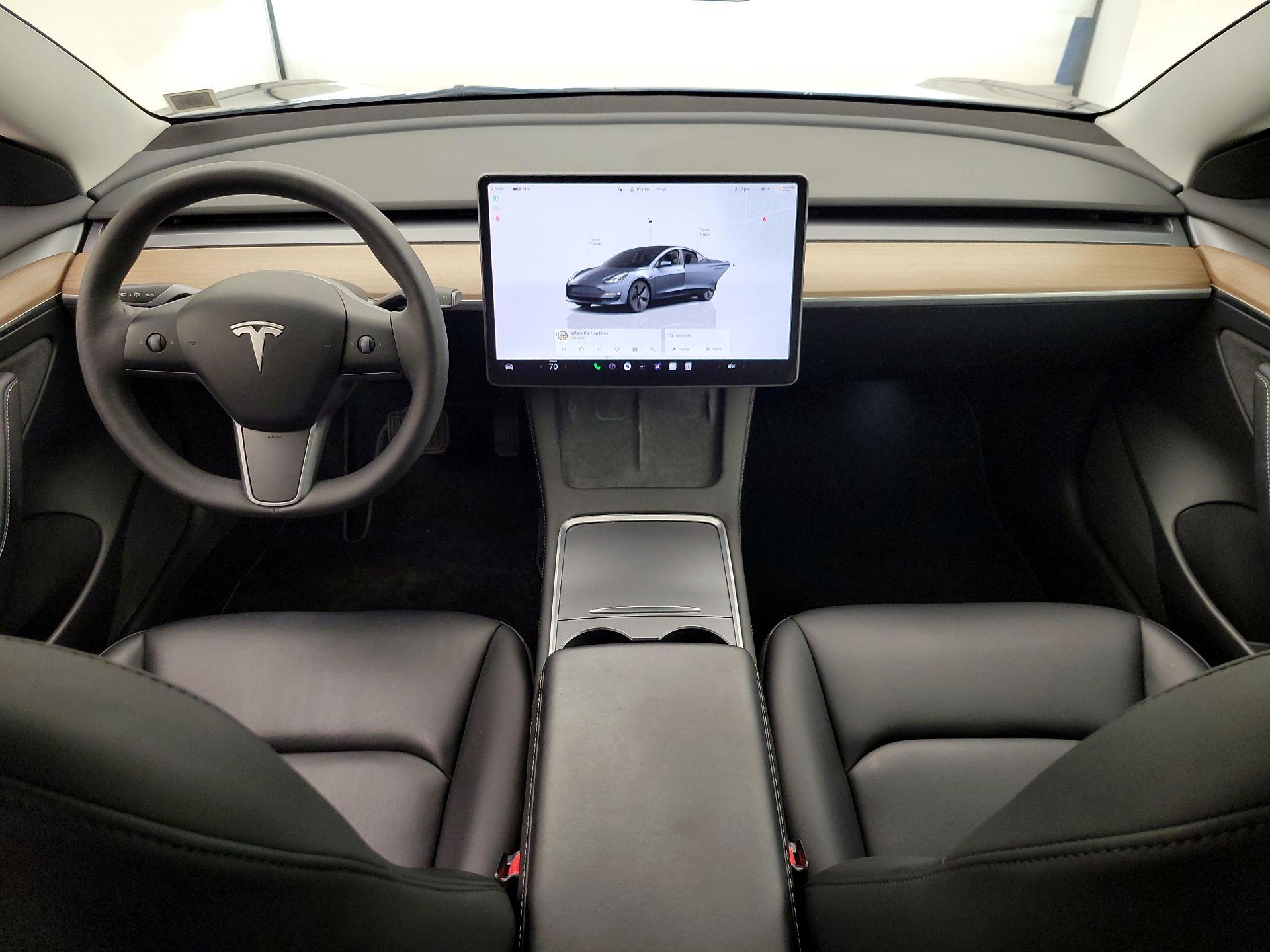 Thumbnail: 2023 Tesla Model 3 - 9