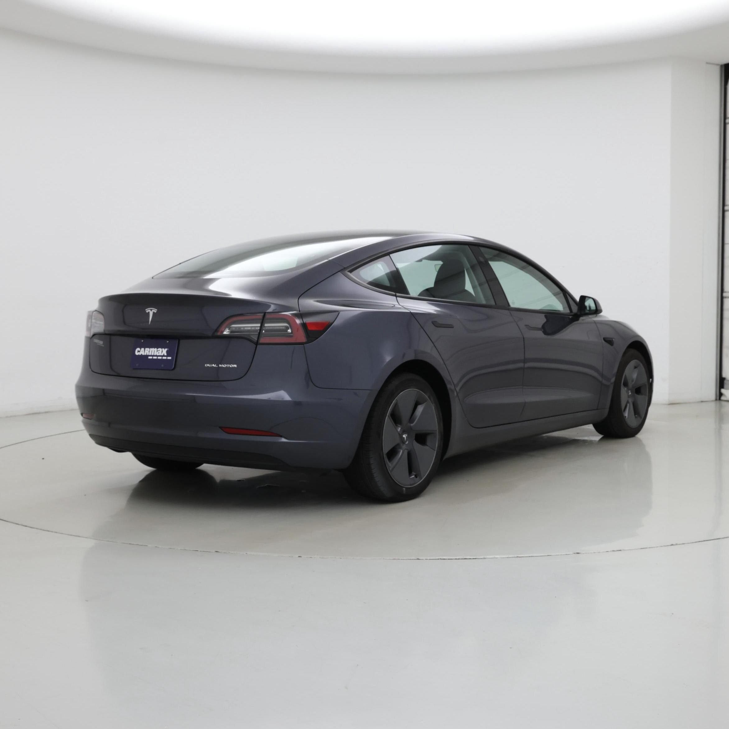 Thumbnail: 2023 Tesla Model 3 - 8