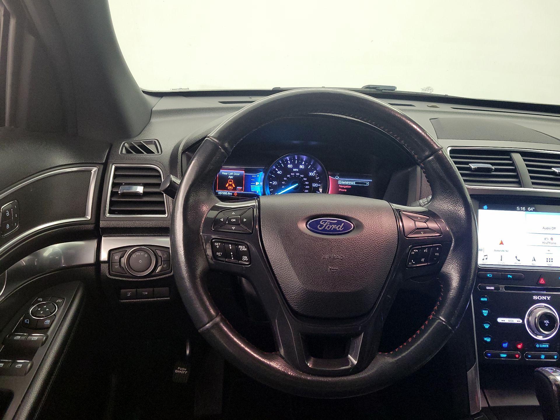 Thumbnail: 2018 Ford Explorer - 10