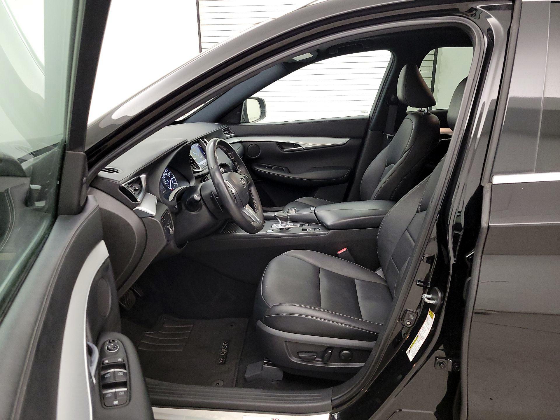 Thumbnail: 2020 INFINITI QX50 - 11