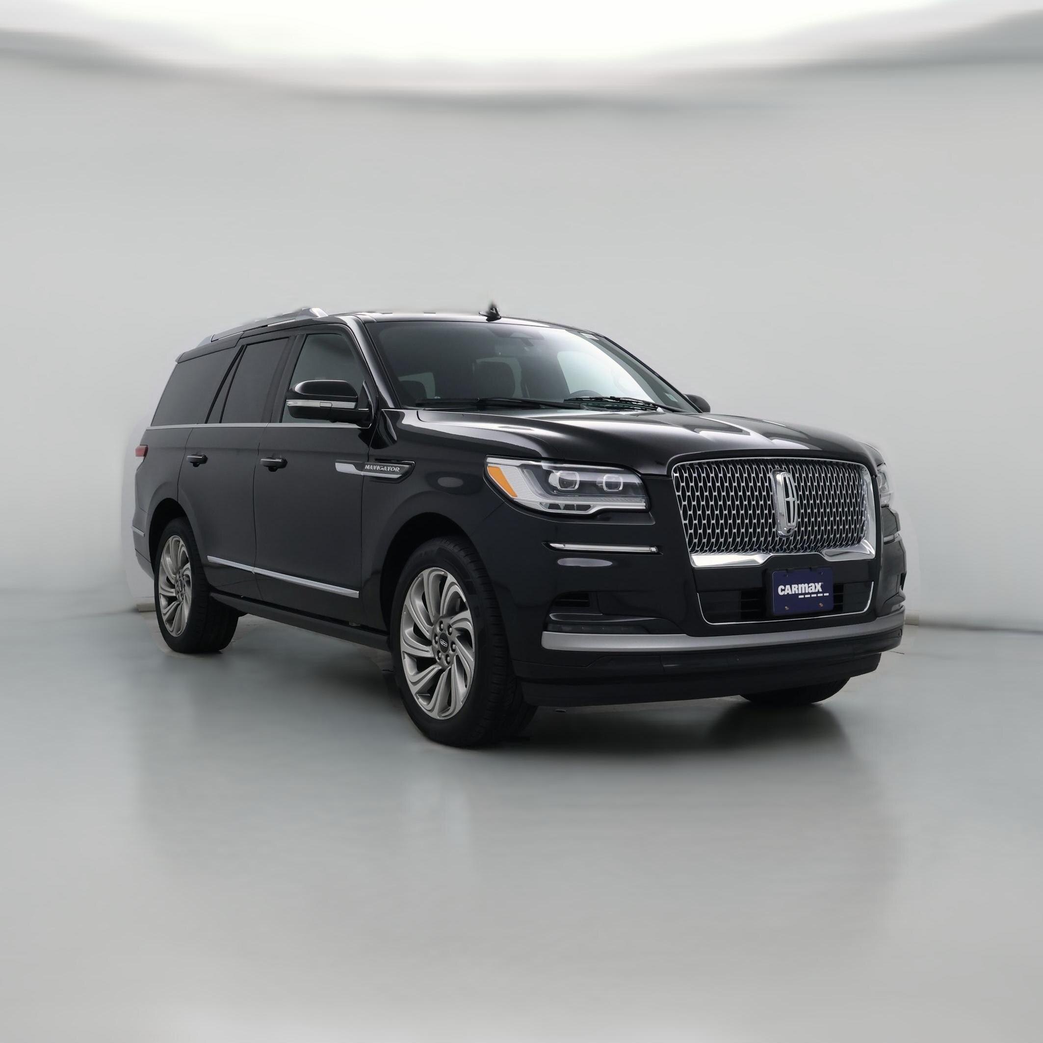 Thumbnail: 2022 Lincoln Navigator - 1