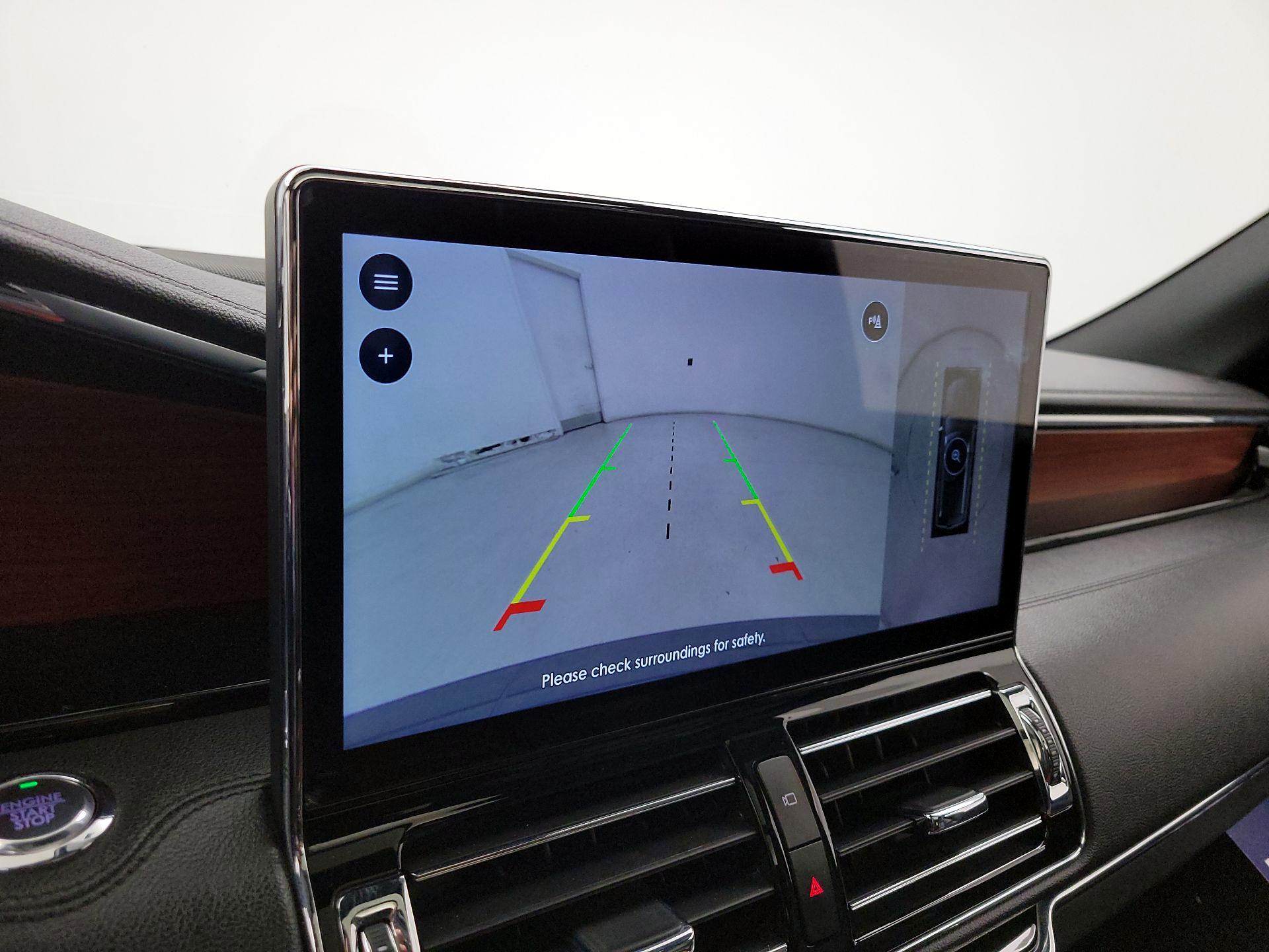 Thumbnail: 2022 Lincoln Navigator - 15