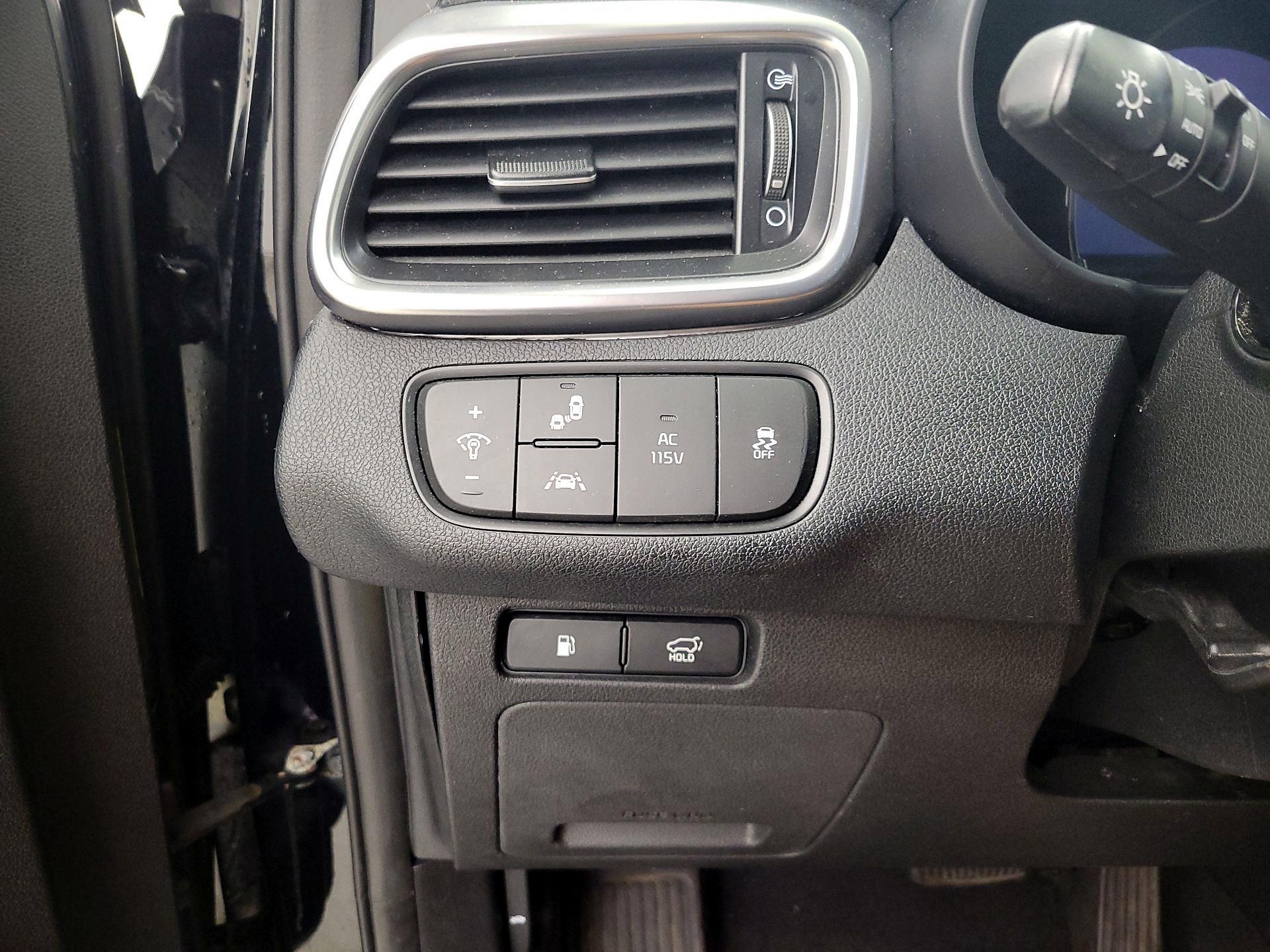 Thumbnail: 2017 Kia Sorento - 13