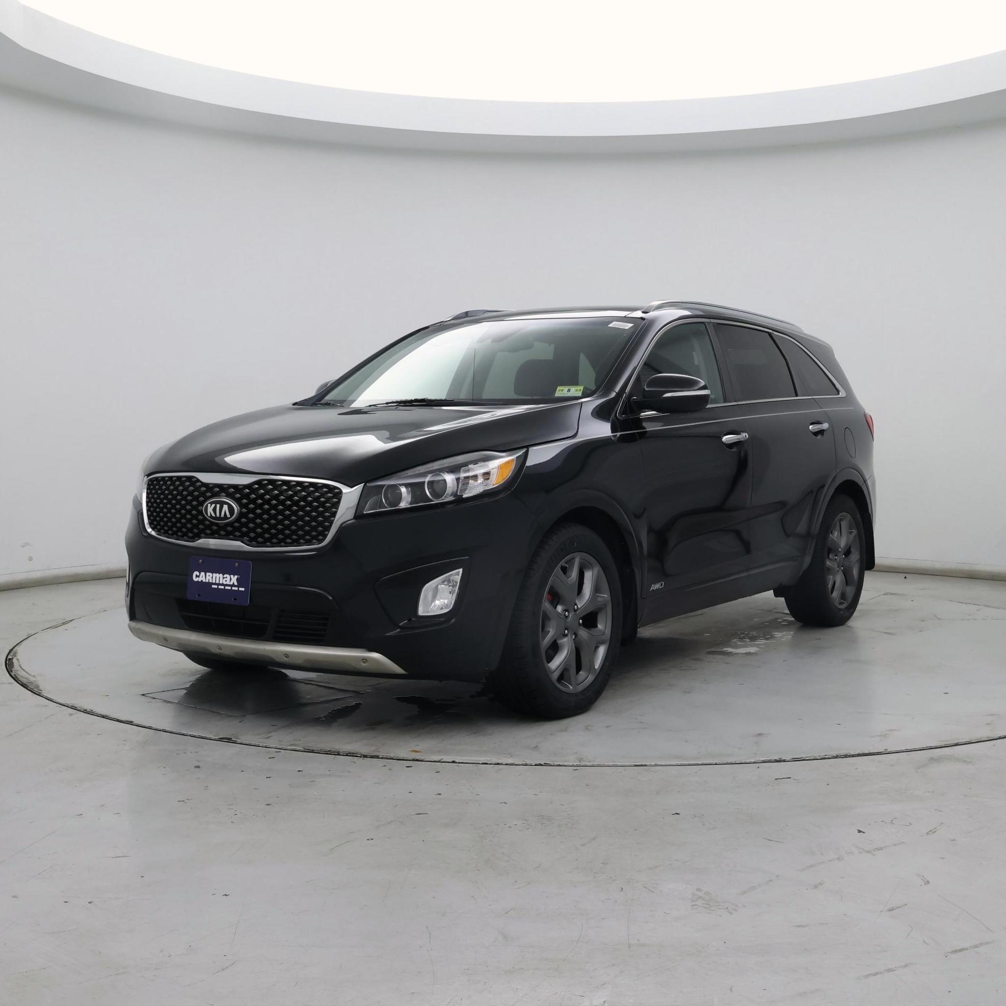 Thumbnail: 2017 Kia Sorento - 4