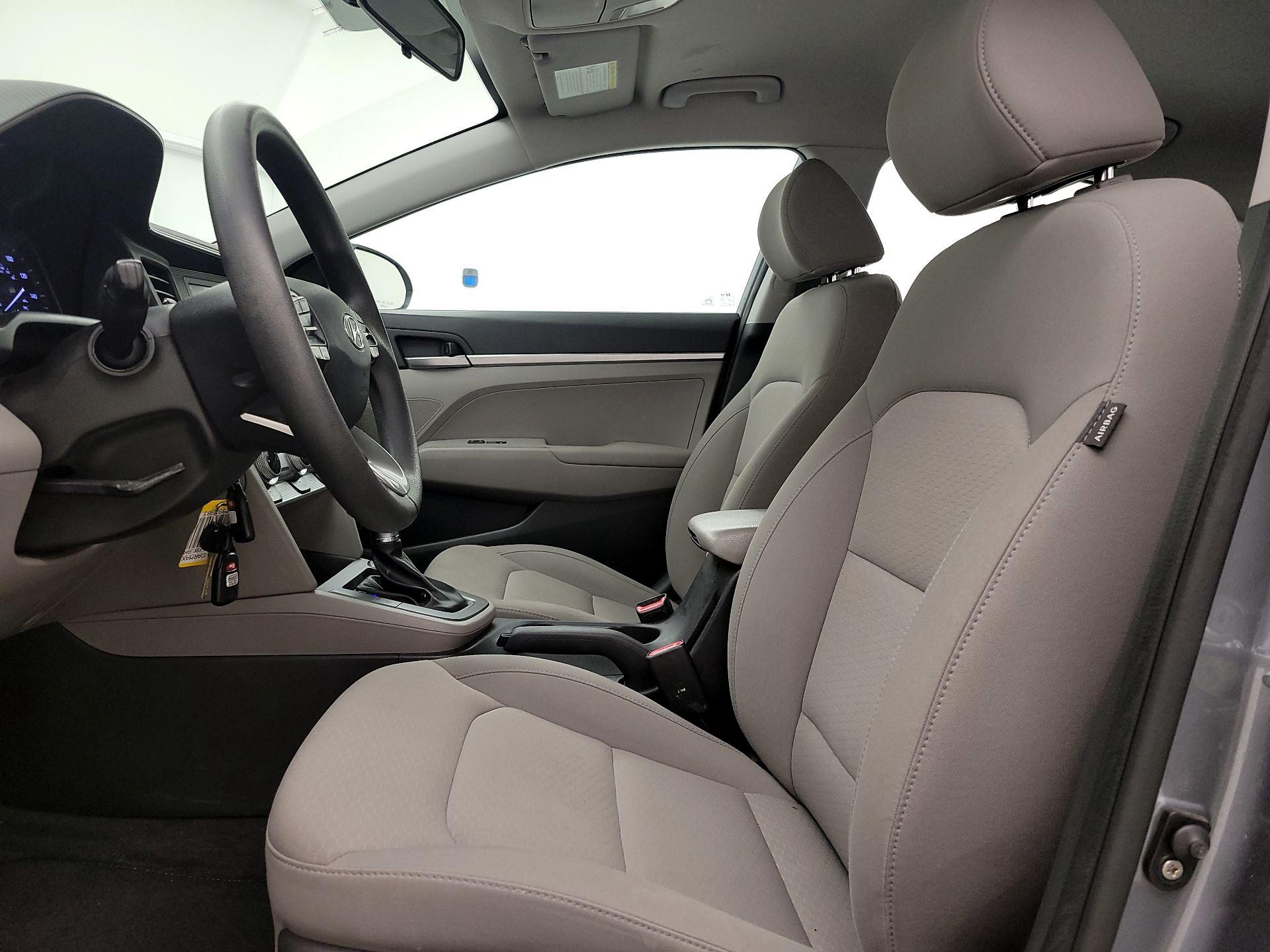 Thumbnail: 2019 Hyundai Elantra - 11