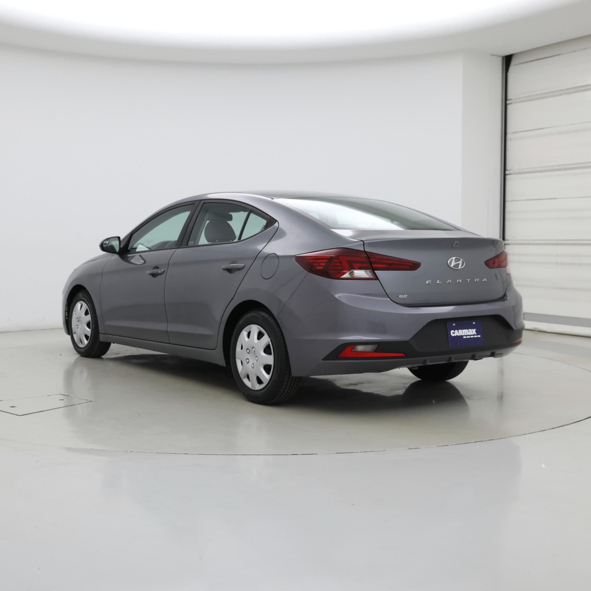 Thumbnail: 2019 Hyundai Elantra - 2
