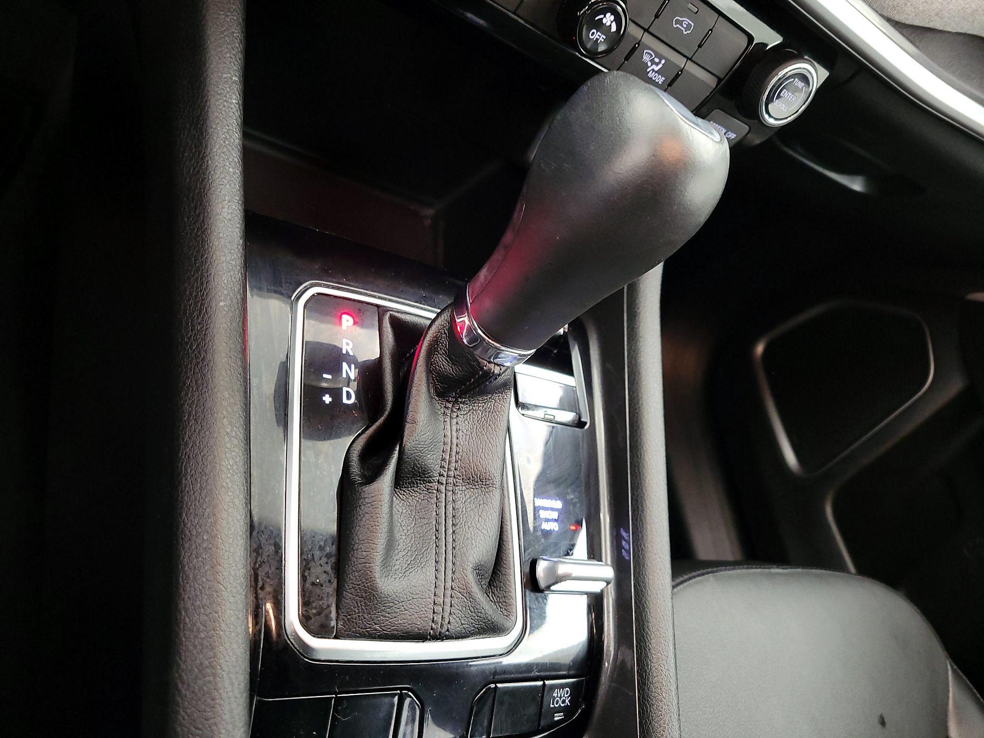 Thumbnail: 2023 Jeep Compass - 17