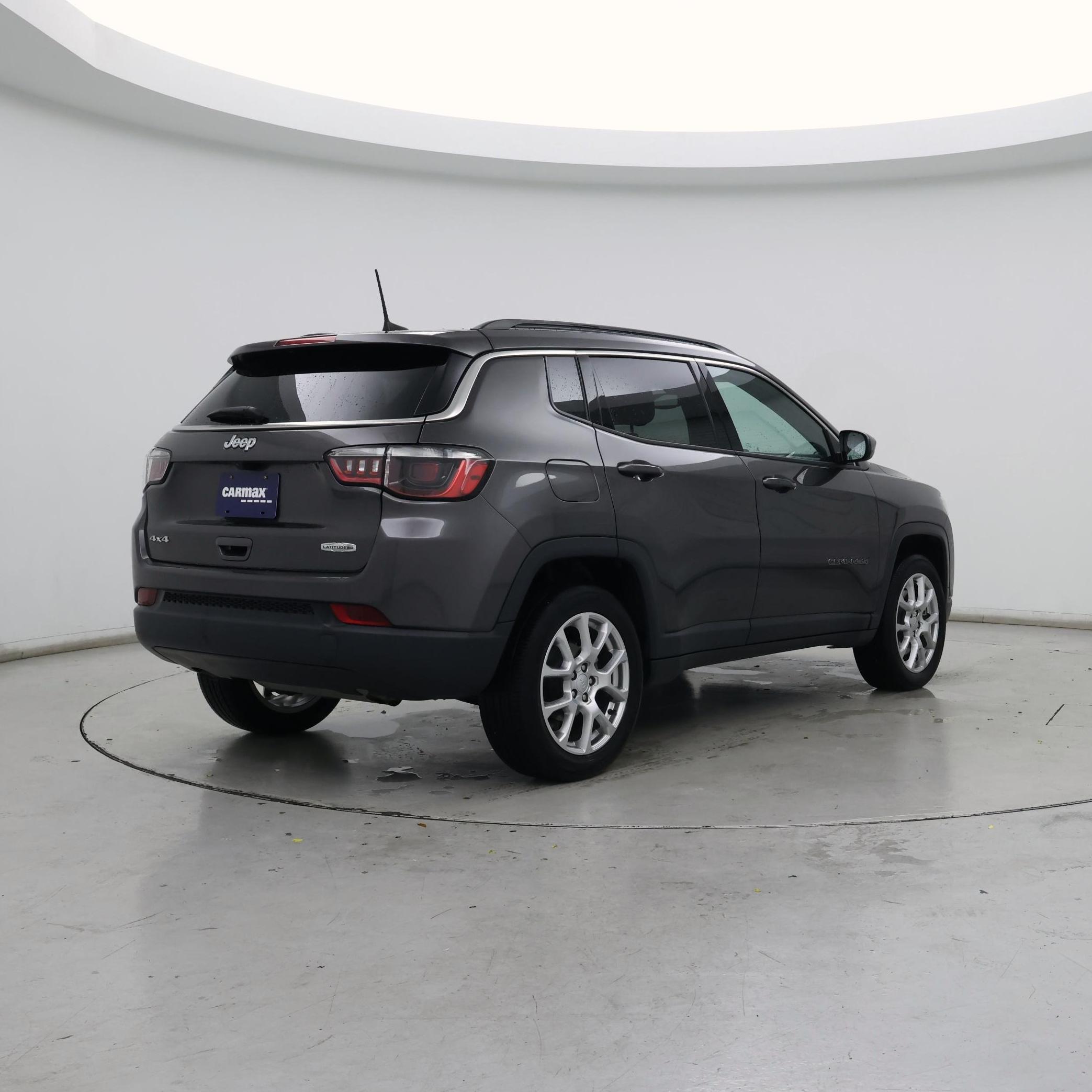 Thumbnail: 2023 Jeep Compass - 8