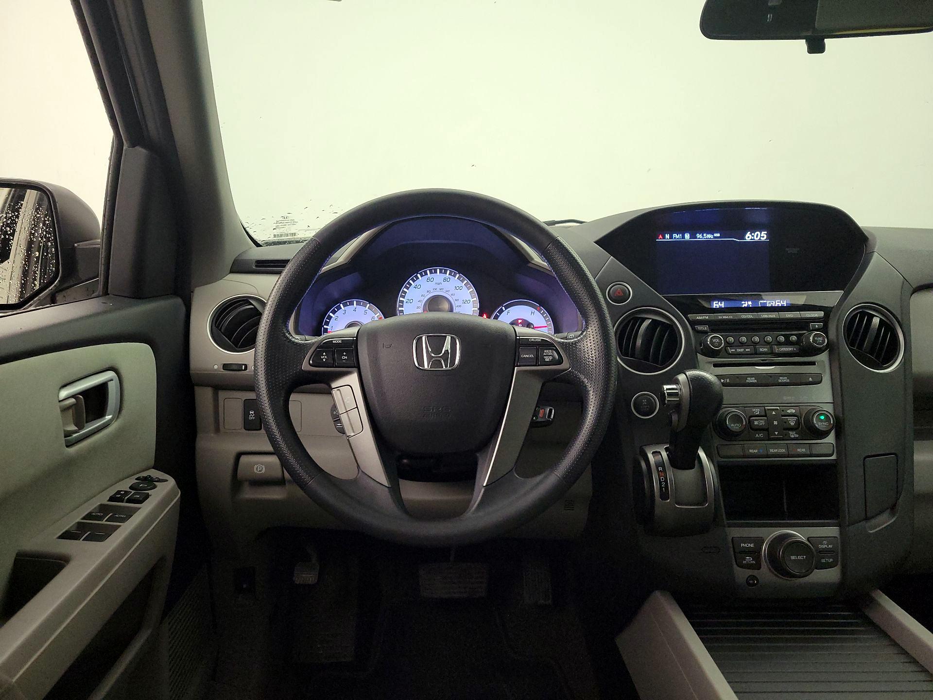 Thumbnail: 2015 Honda Pilot - 10