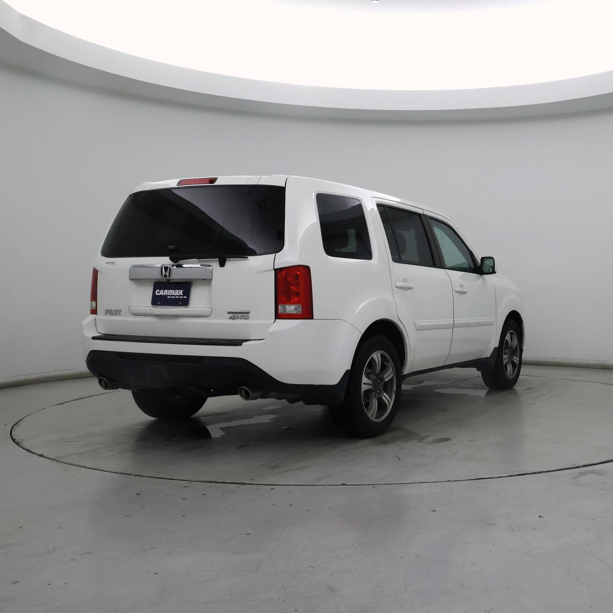 Thumbnail: 2015 Honda Pilot - 8