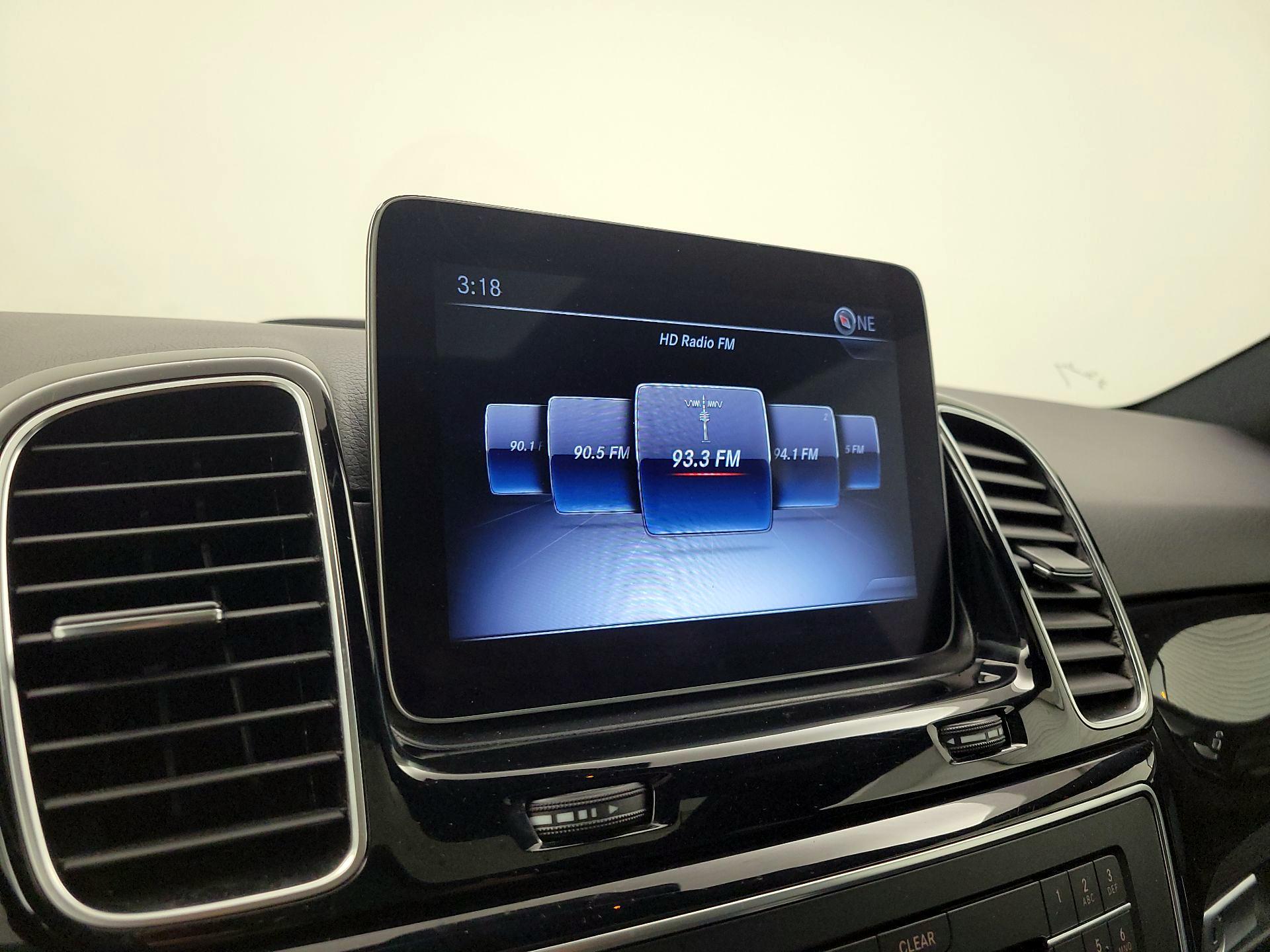 Thumbnail: 2019 Mercedes-Benz GLE - 16