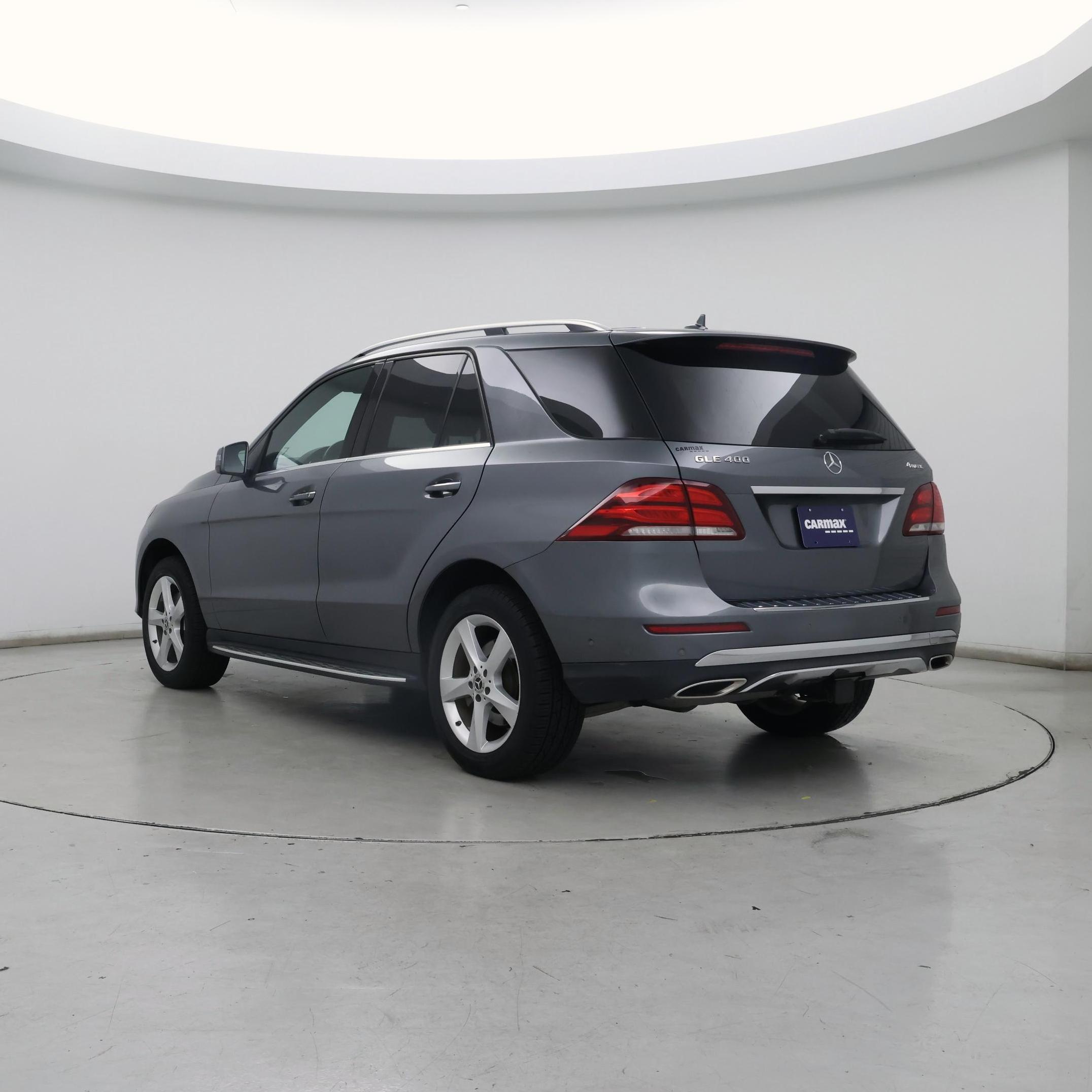 Thumbnail: 2019 Mercedes-Benz GLE - 2