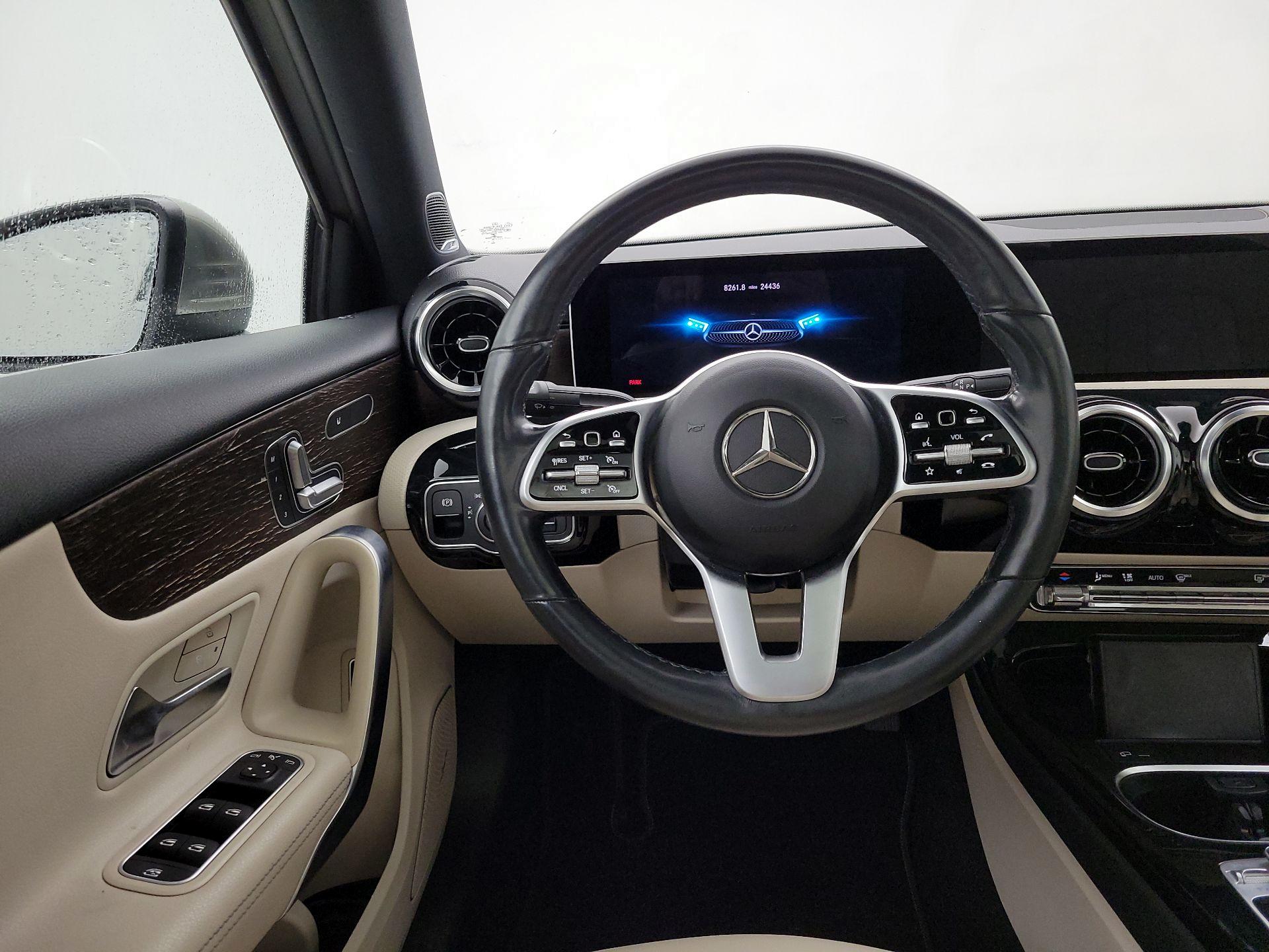 Thumbnail: 2019 Mercedes-Benz A-Class - 10