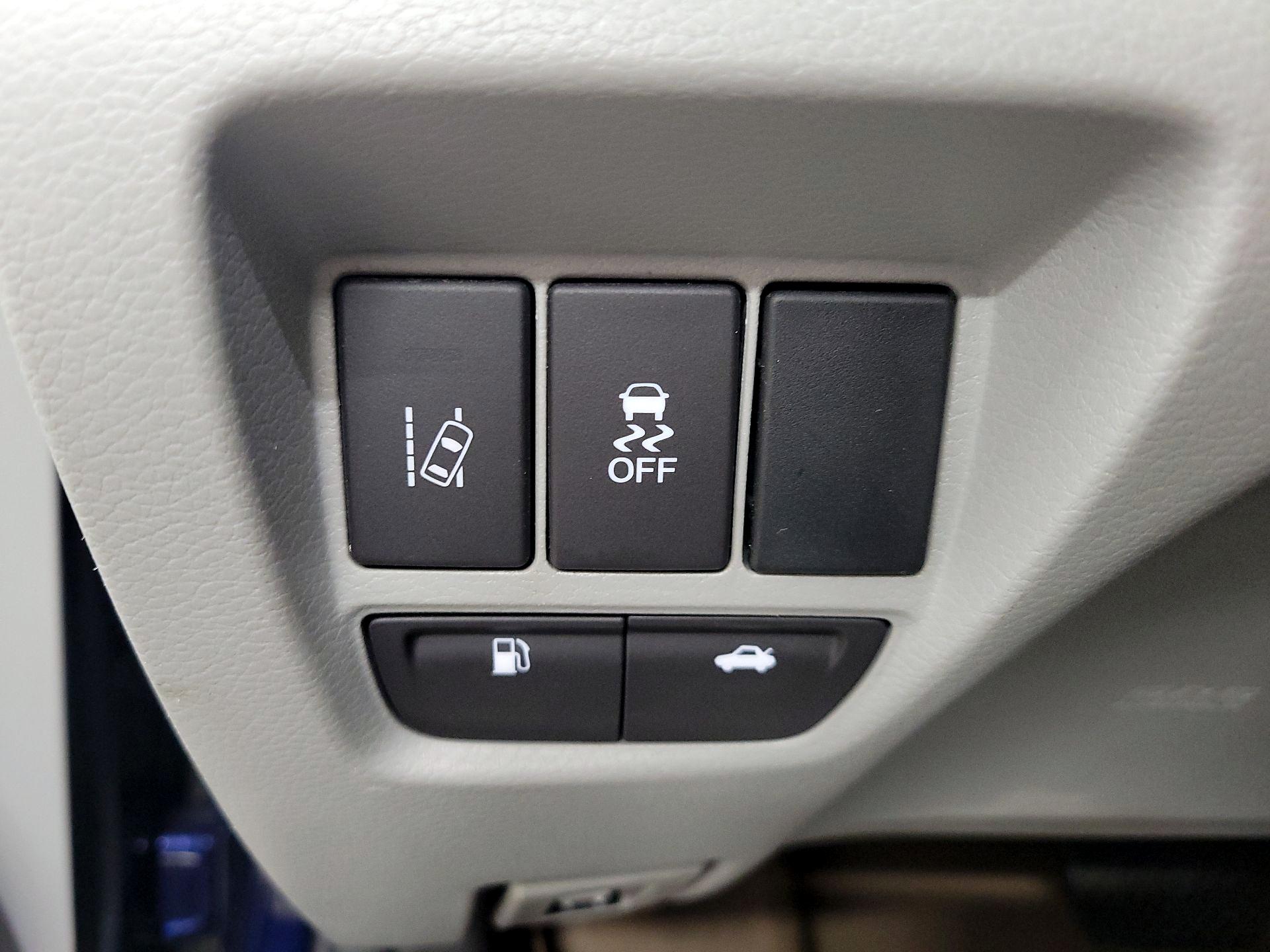 Thumbnail: 2016 Acura TLX - 13