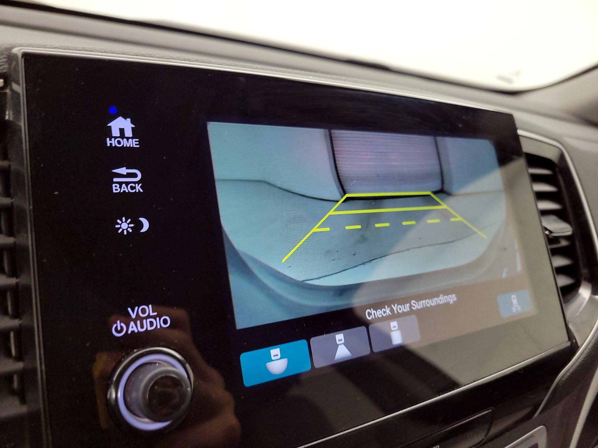 Thumbnail: 2019 Honda Pilot - 15