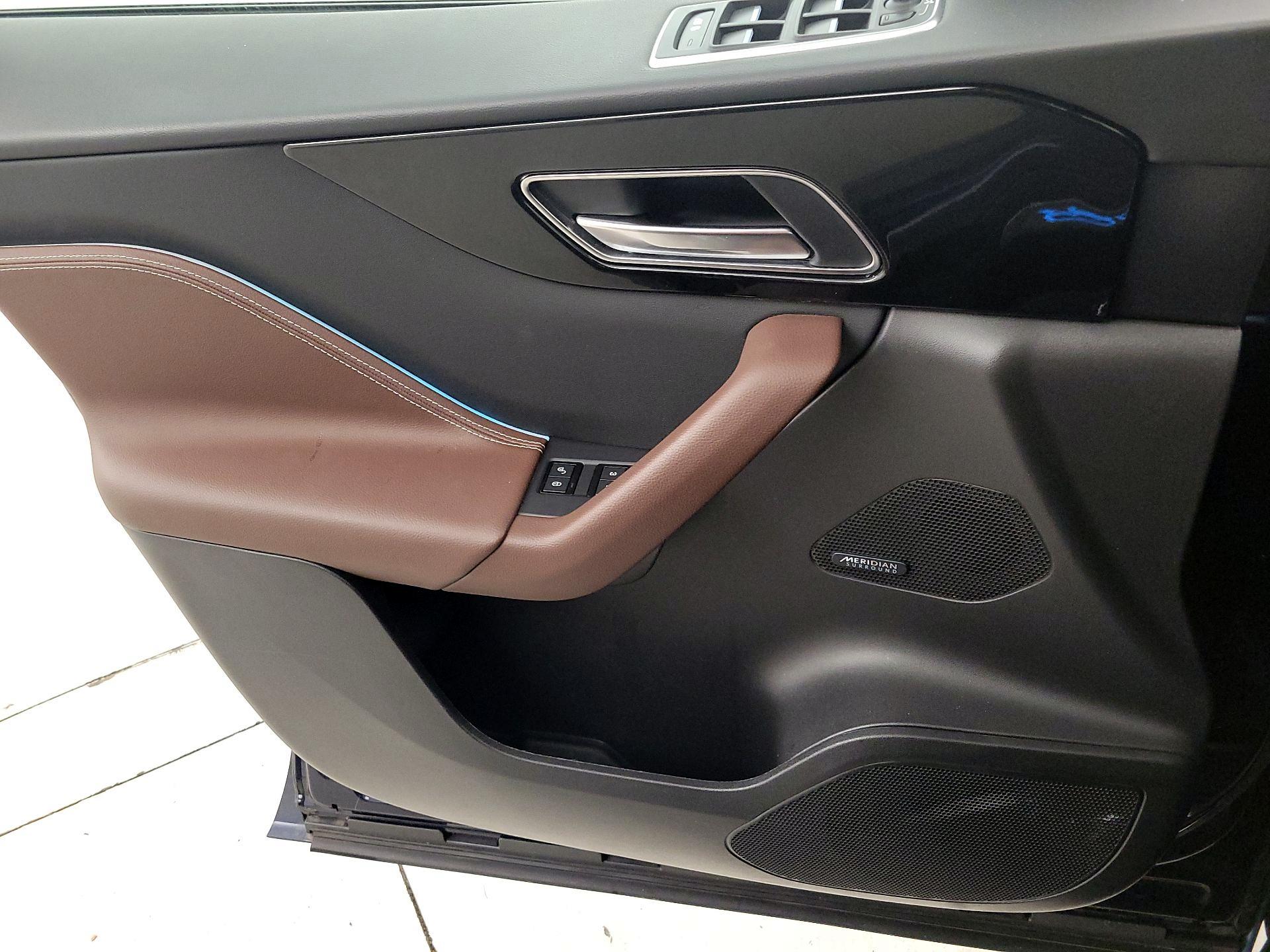 Thumbnail: 2020 Jaguar F-Pace - 12