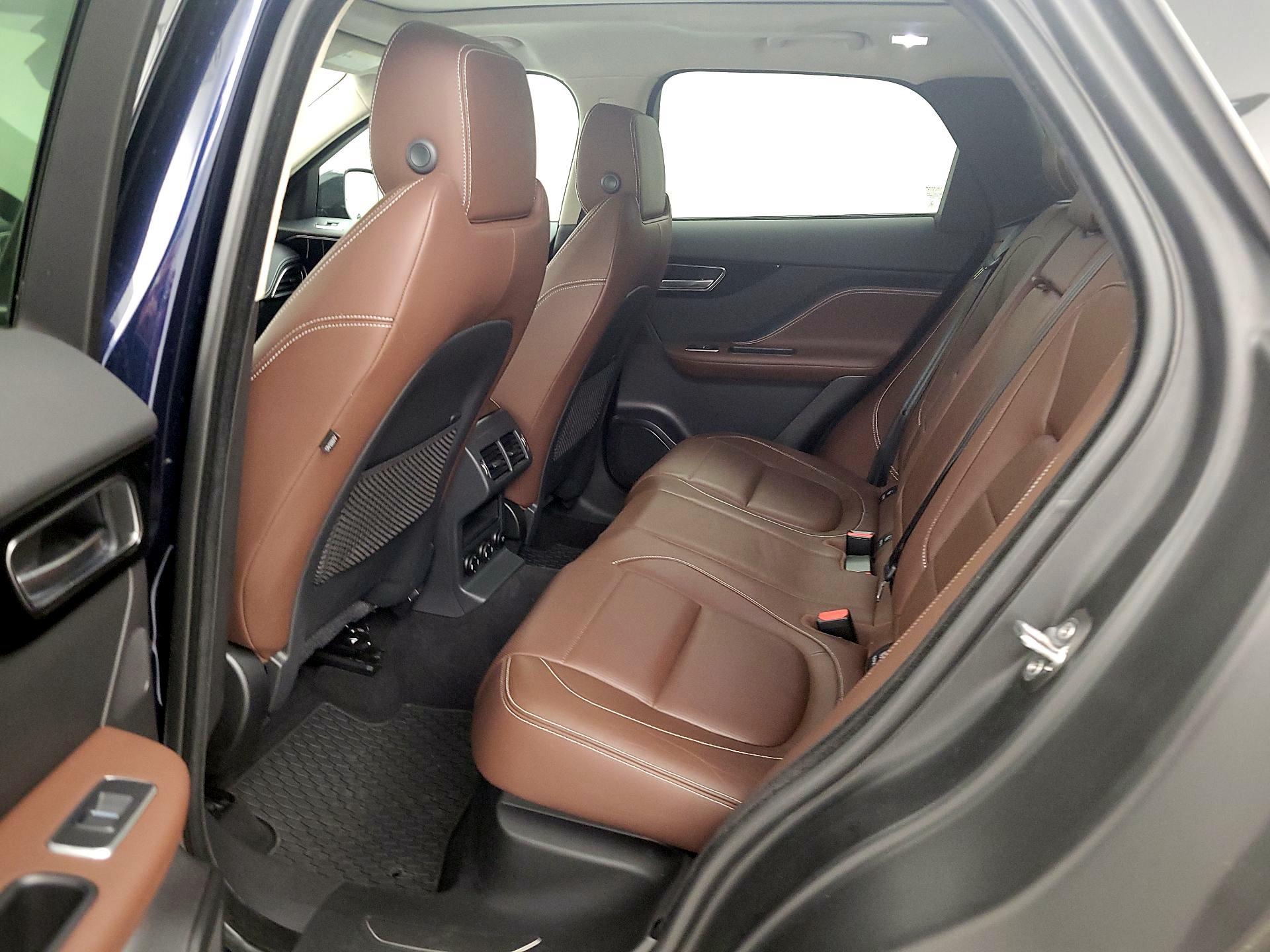 Thumbnail: 2020 Jaguar F-Pace - 18