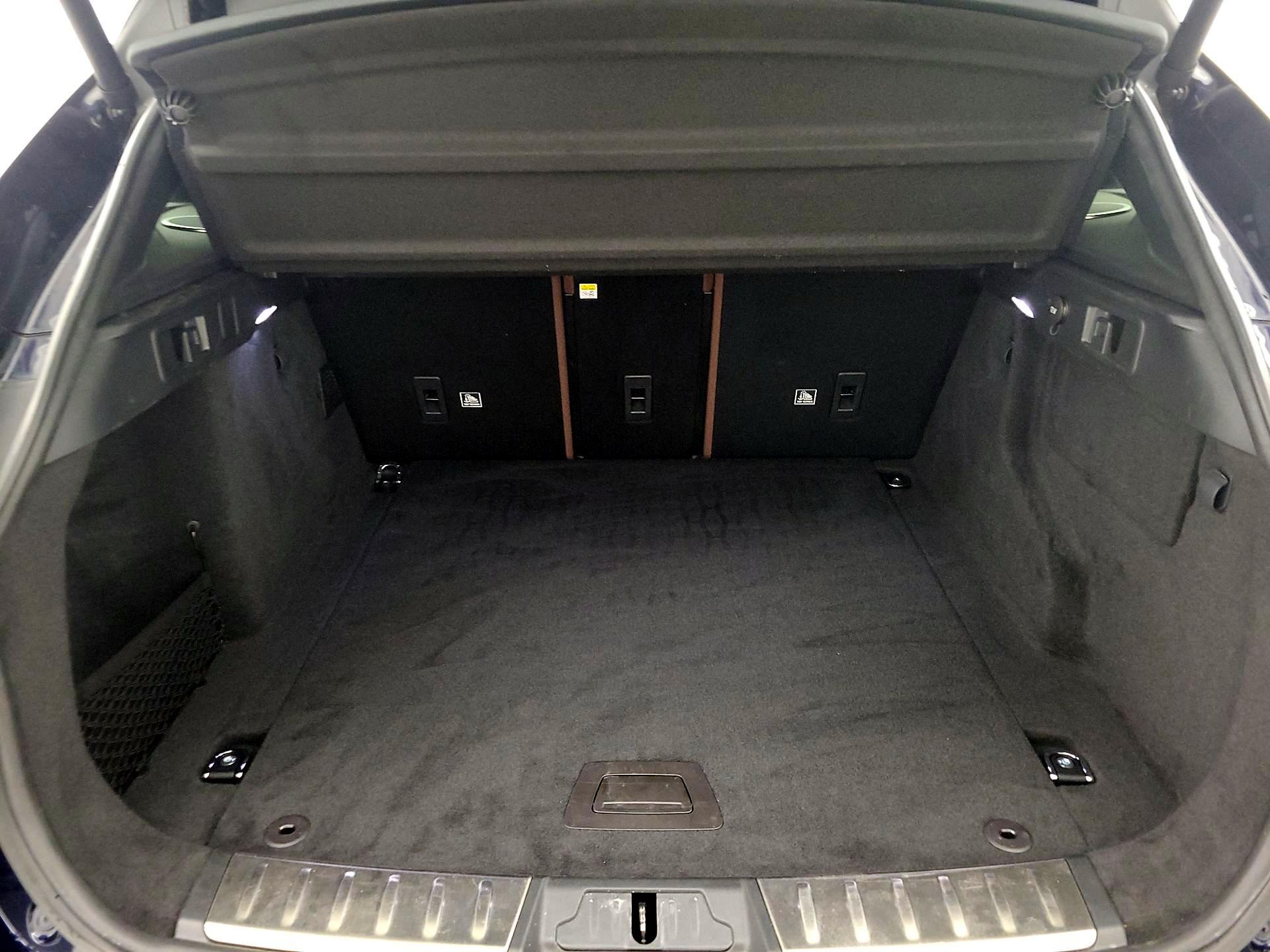 Thumbnail: 2020 Jaguar F-Pace - 19