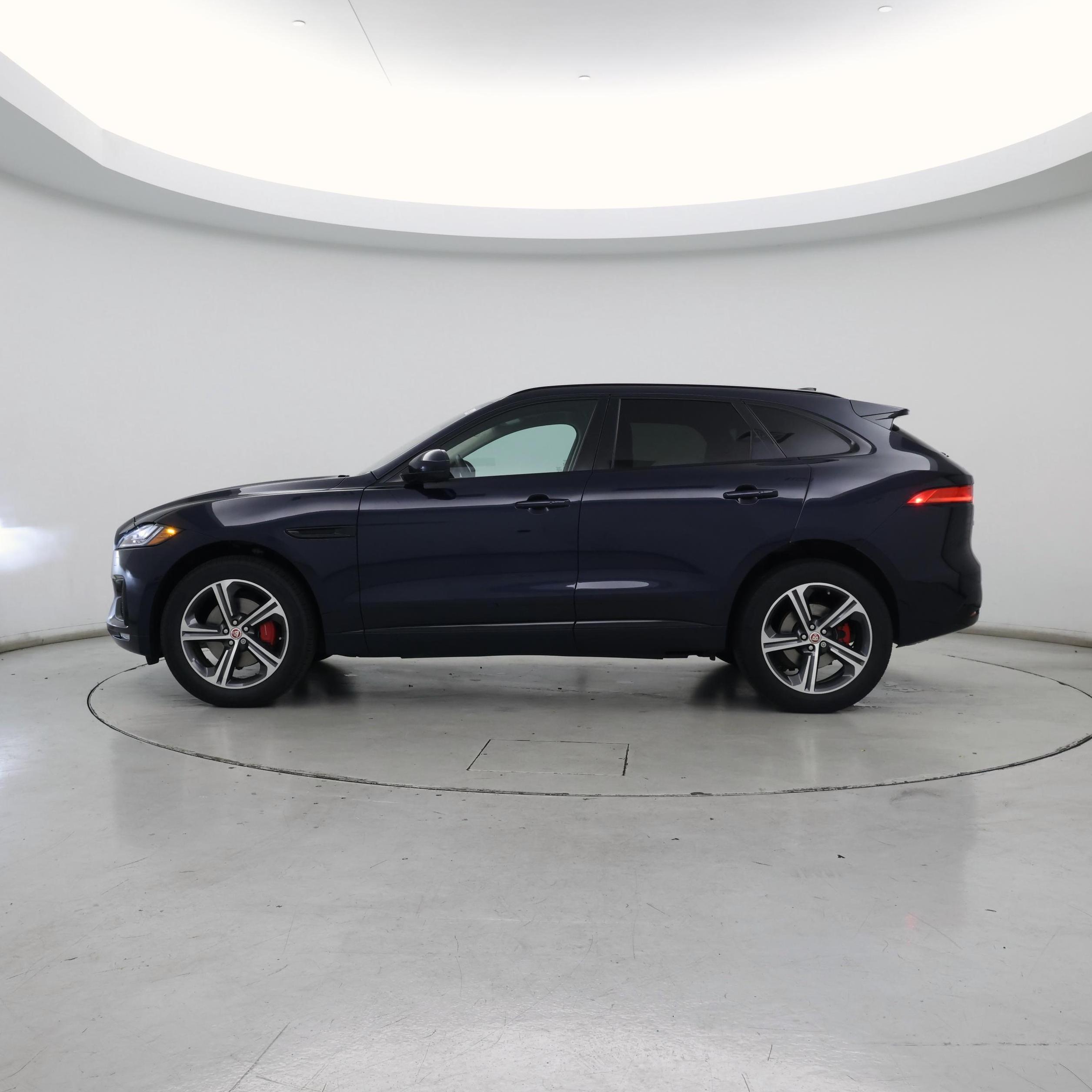 Thumbnail: 2020 Jaguar F-Pace - 3